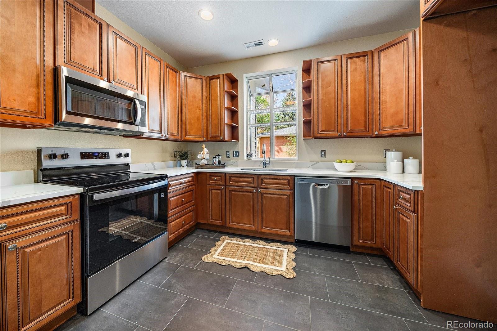 MLS Image #12 for 546  3rd street,frederick, Colorado