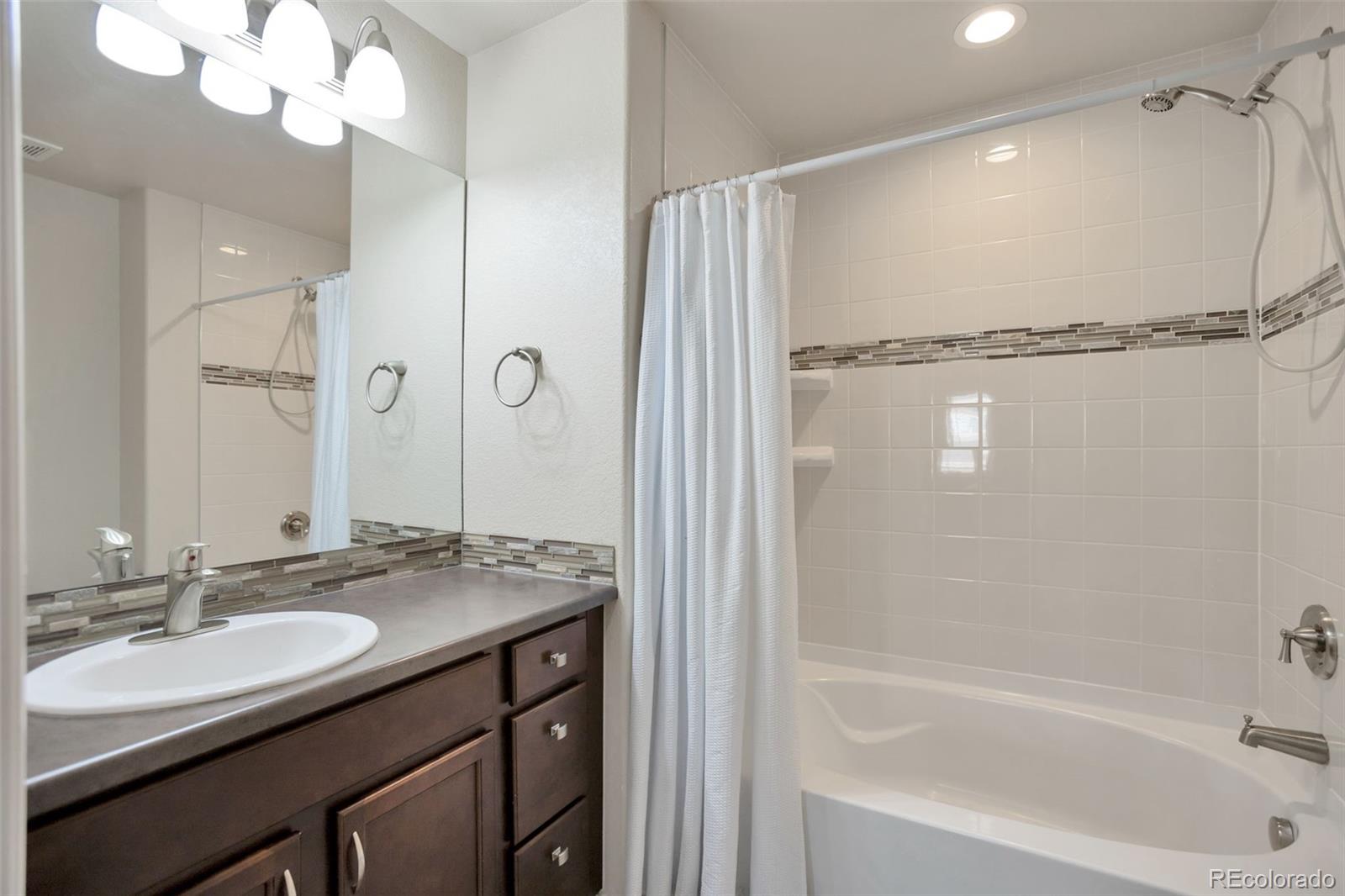 MLS Image #11 for 9721  dahlia lane ,thornton, Colorado