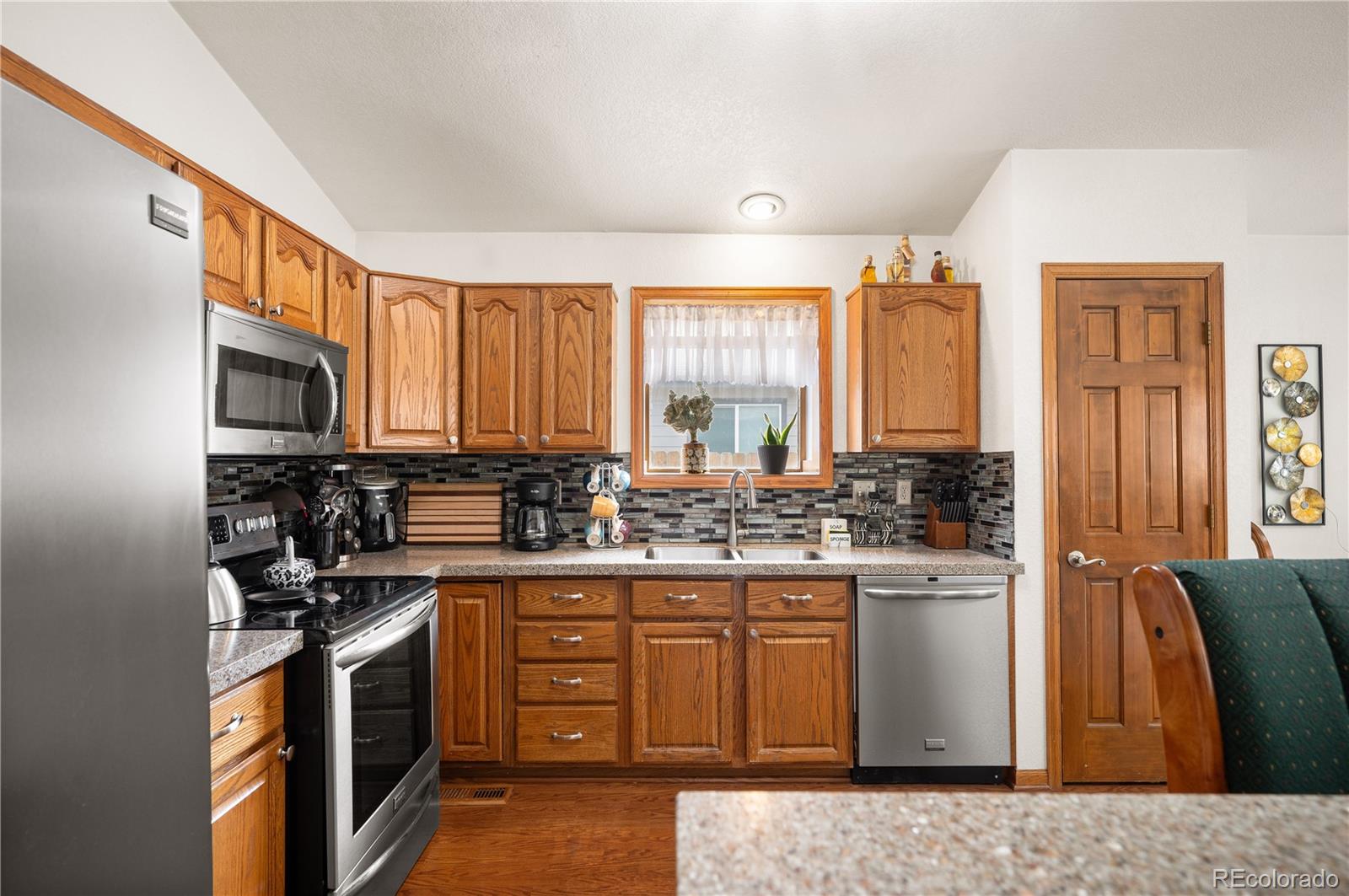 MLS Image #11 for 740  kittredge street,aurora, Colorado