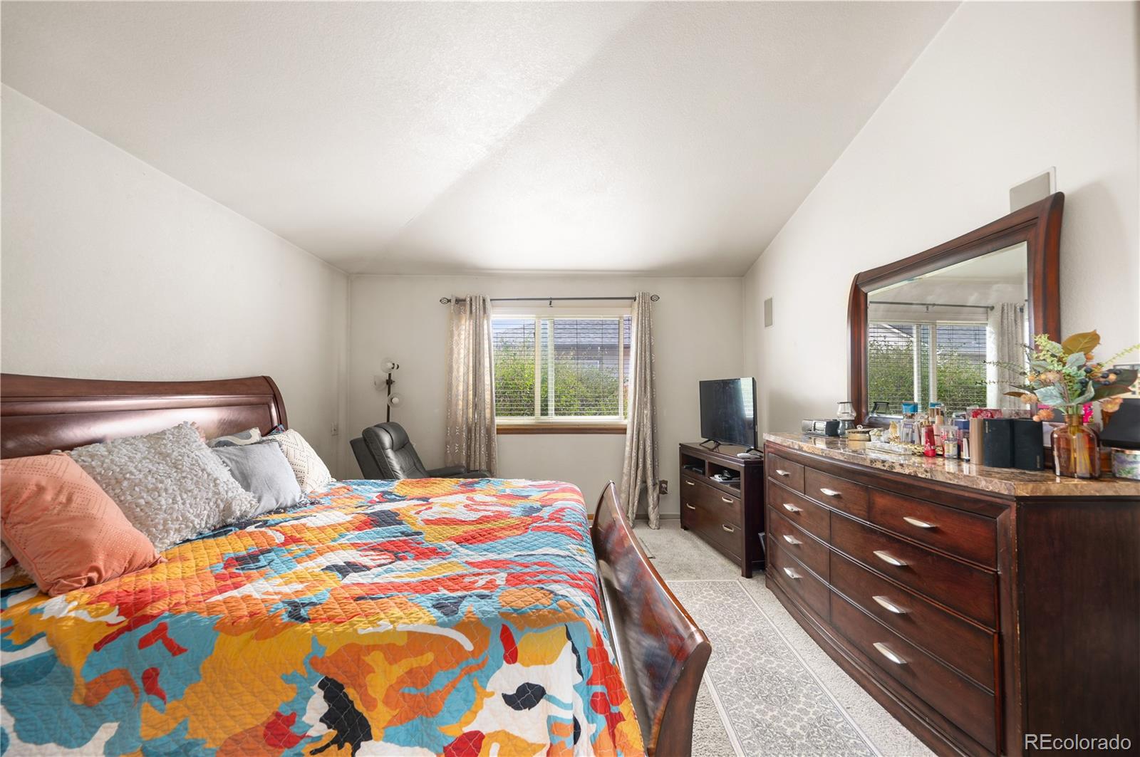 MLS Image #8 for 740  kittredge street,aurora, Colorado