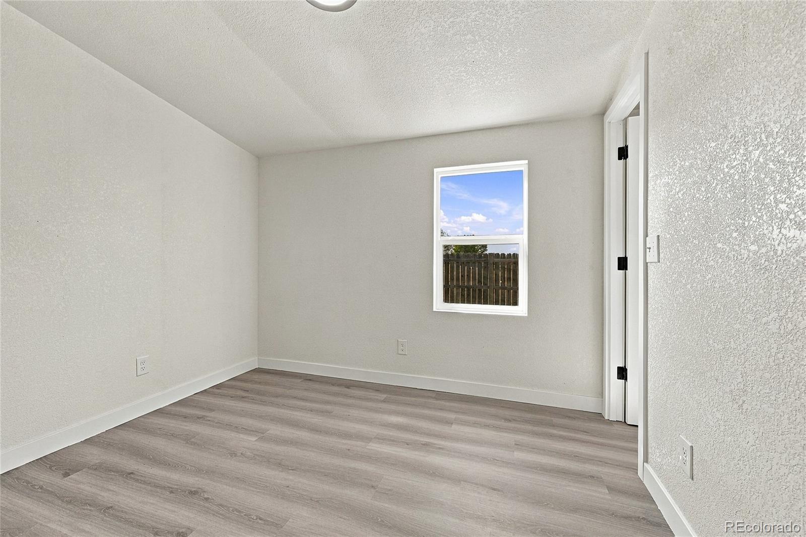 MLS Image #14 for 3437 w 3rd street,greeley, Colorado