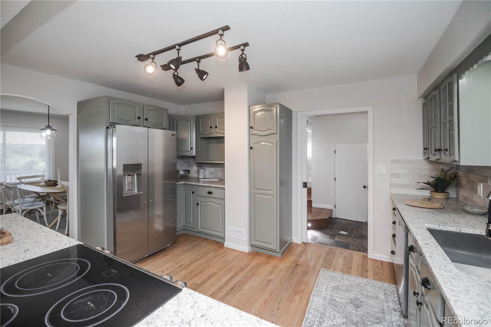 MLS Image #11 for 741 s paddock street,elizabeth, Colorado
