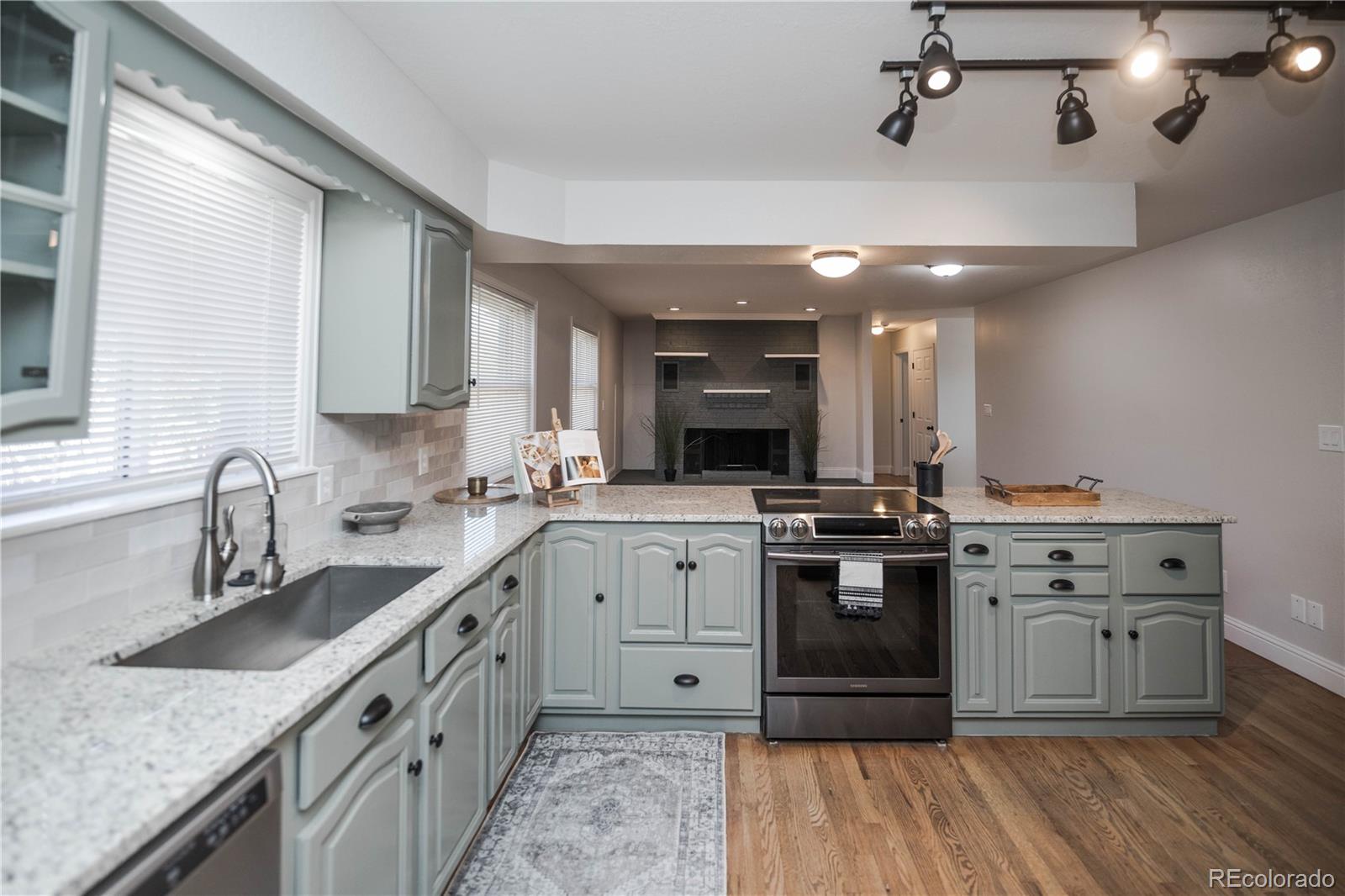 MLS Image #9 for 741 s paddock street,elizabeth, Colorado