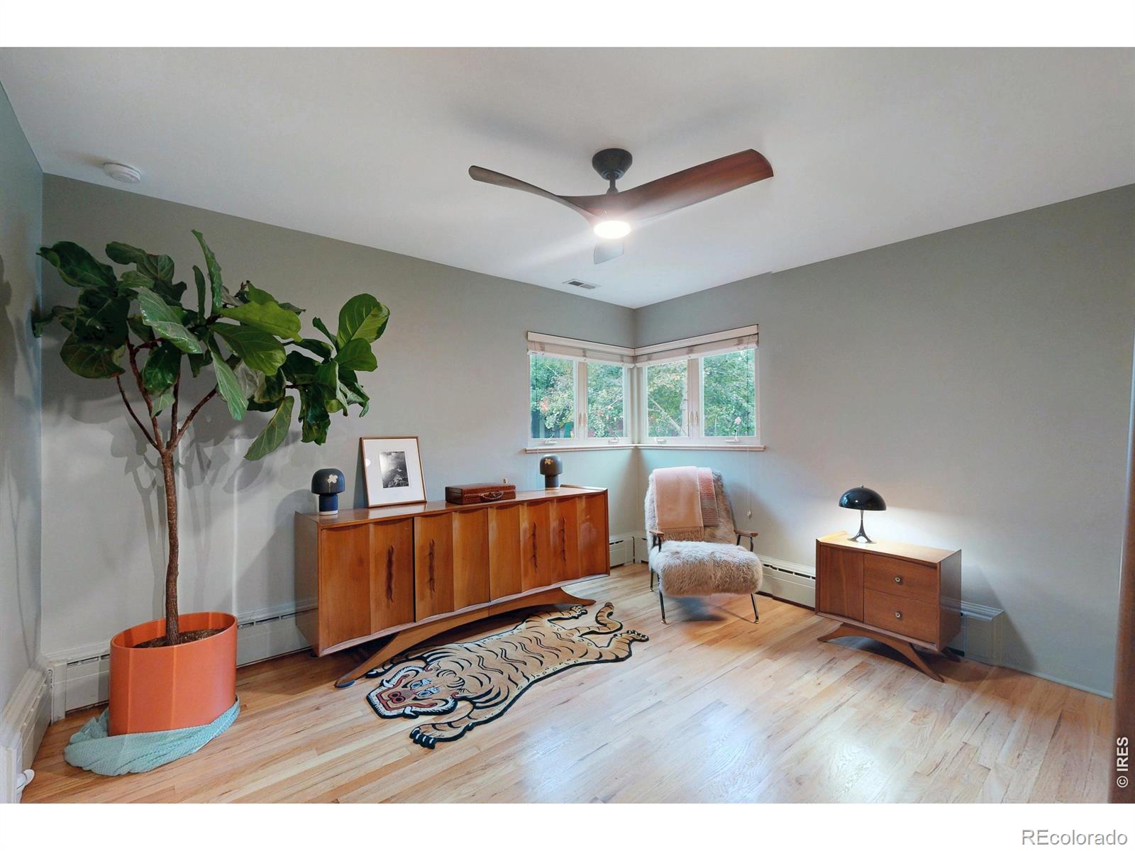 MLS Image #13 for 665  ivy street,denver, Colorado