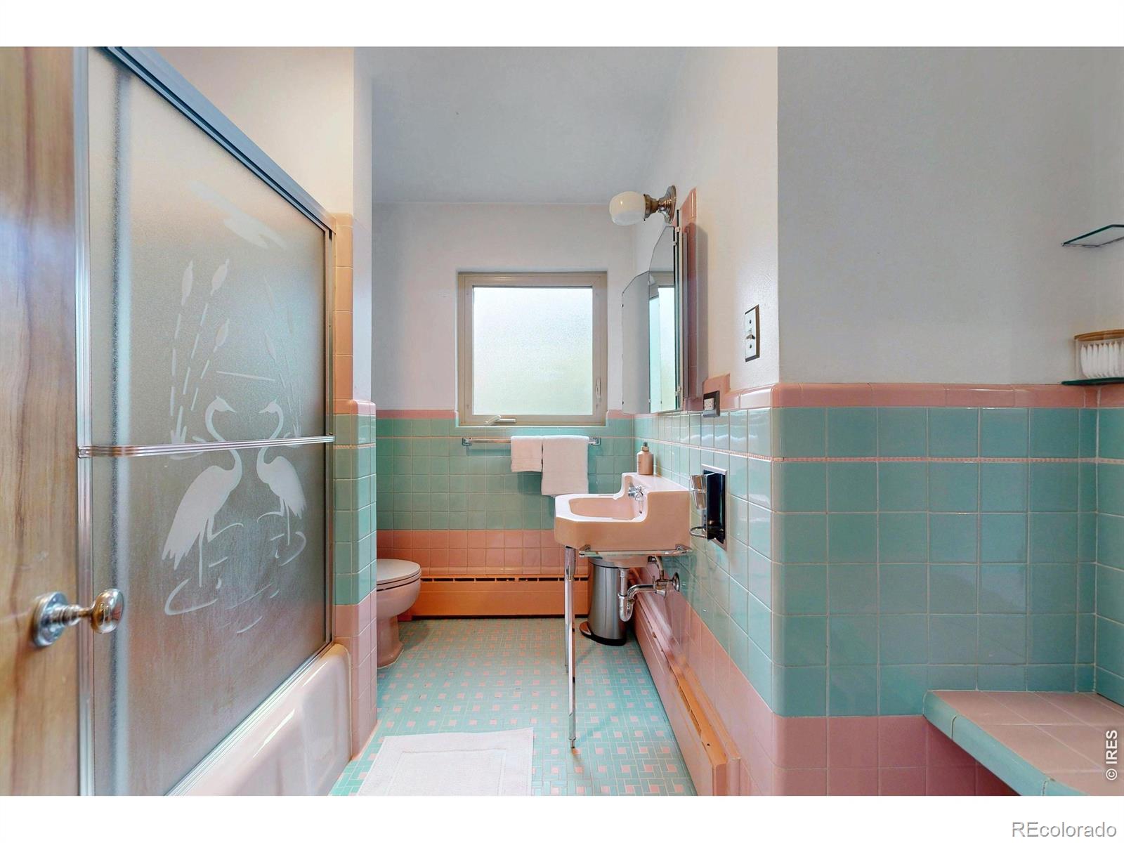 MLS Image #19 for 665  ivy street,denver, Colorado