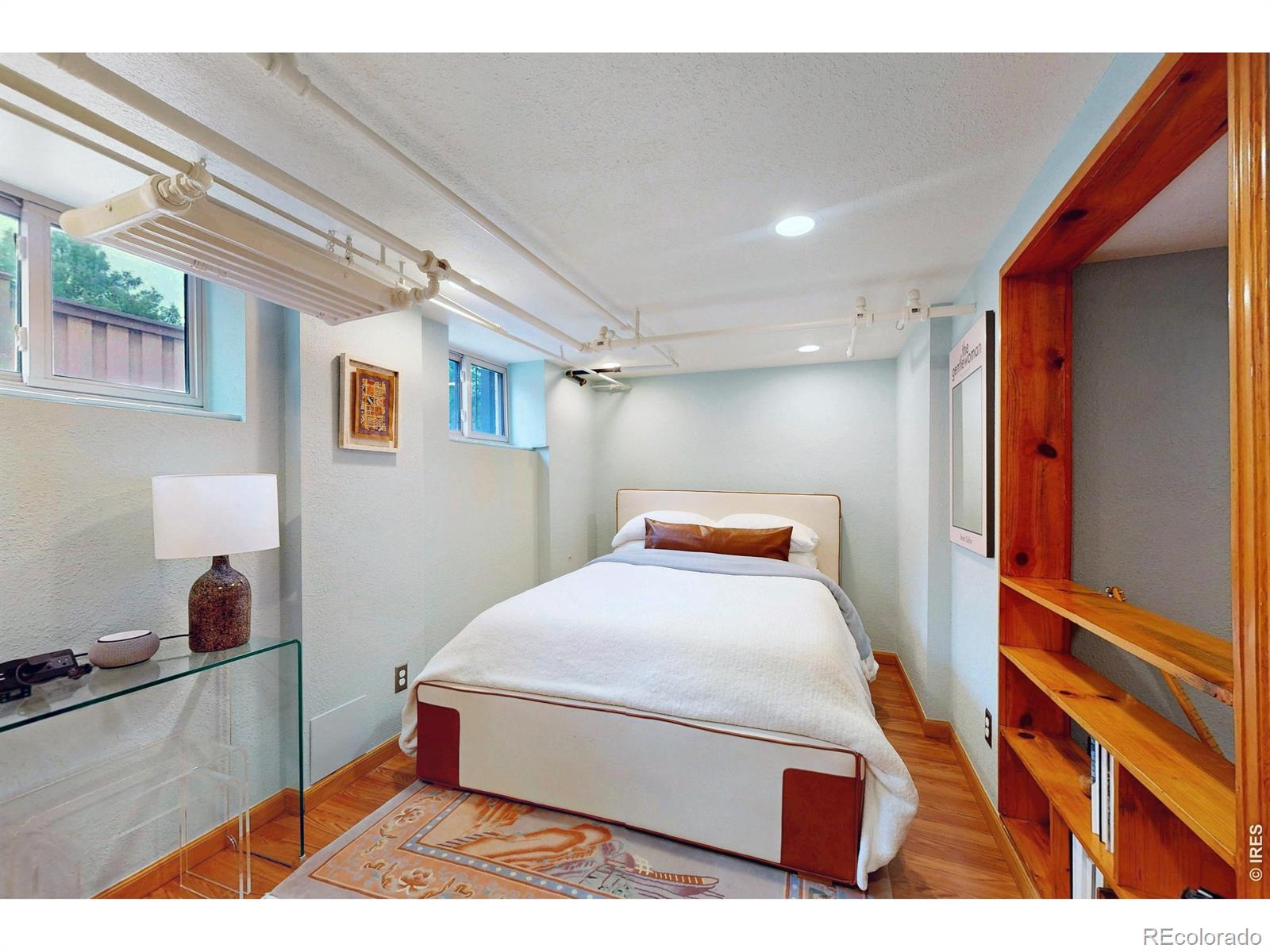 MLS Image #29 for 665  ivy street,denver, Colorado