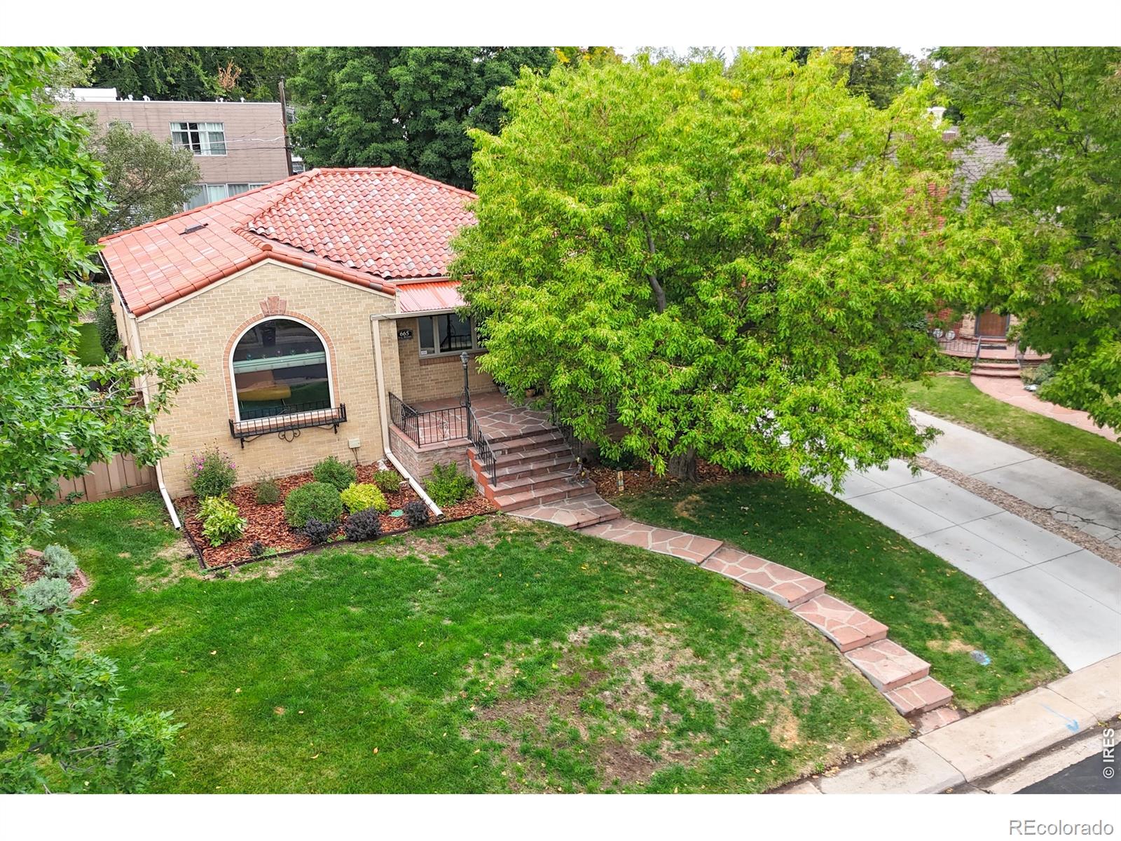 MLS Image #39 for 665  ivy street,denver, Colorado