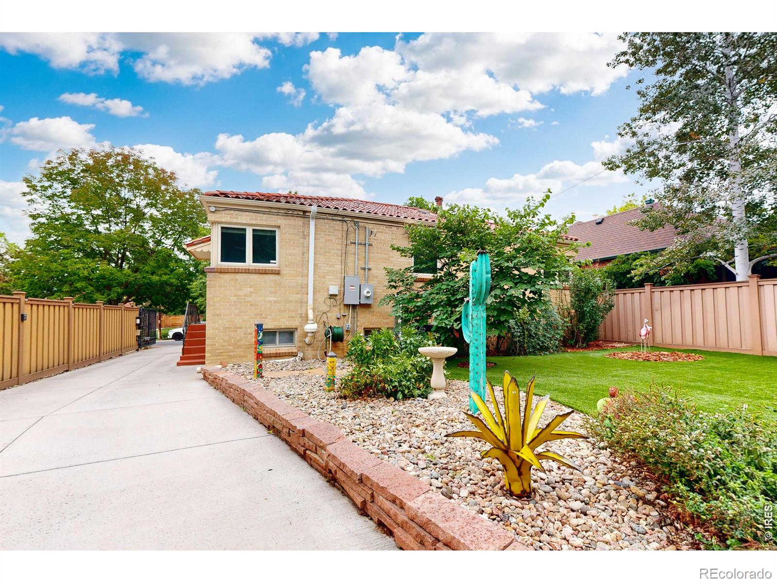 MLS Image #44 for 665  ivy street,denver, Colorado