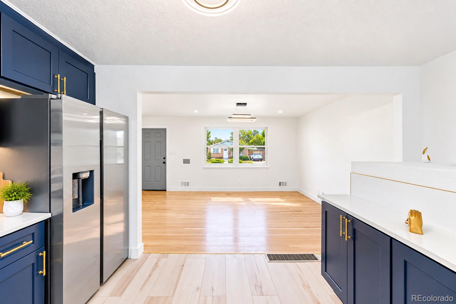 MLS Image #3 for 10475  grant drive,northglenn, Colorado