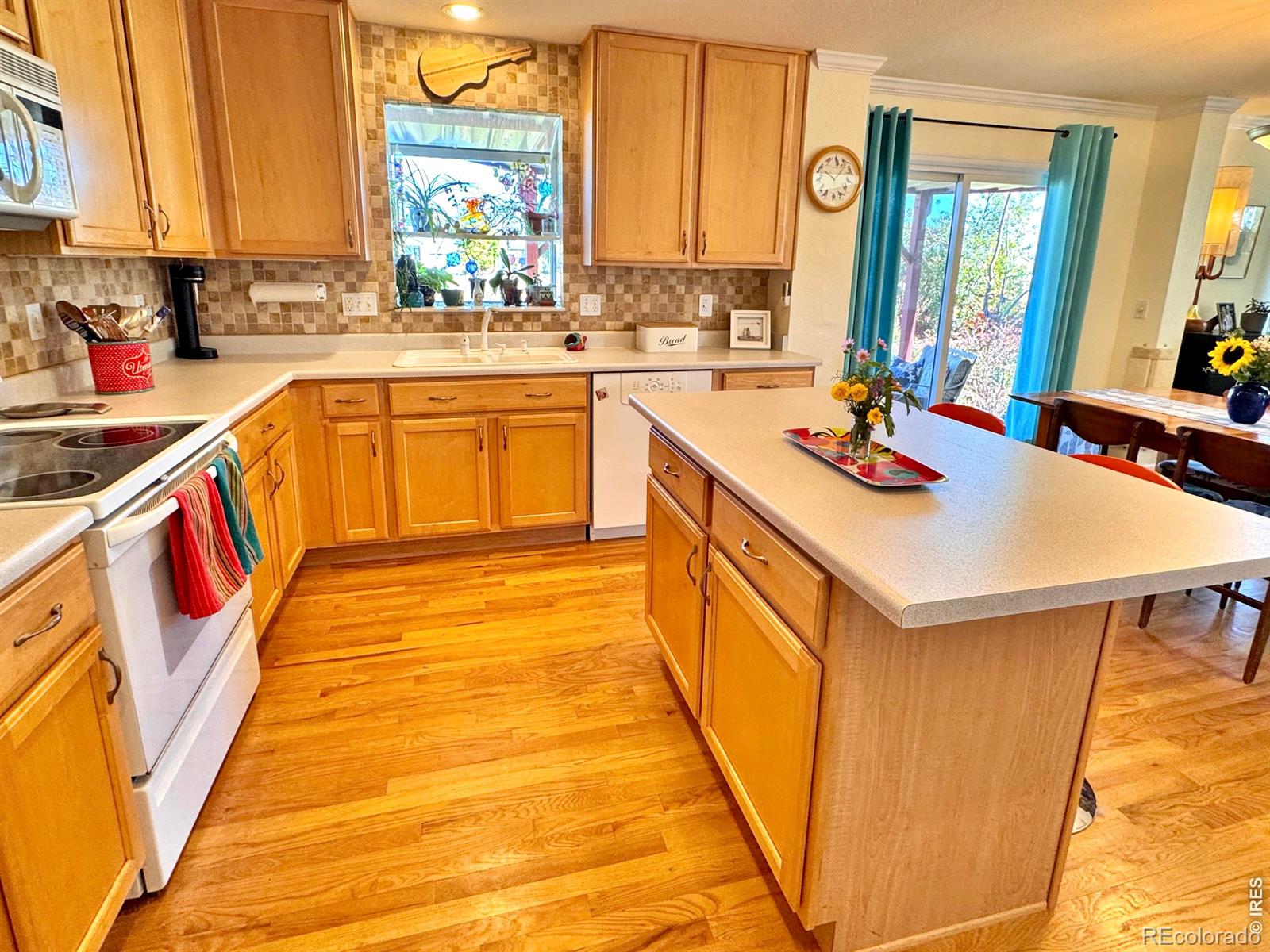 MLS Image #8 for 518  arbor drive,lafayette, Colorado