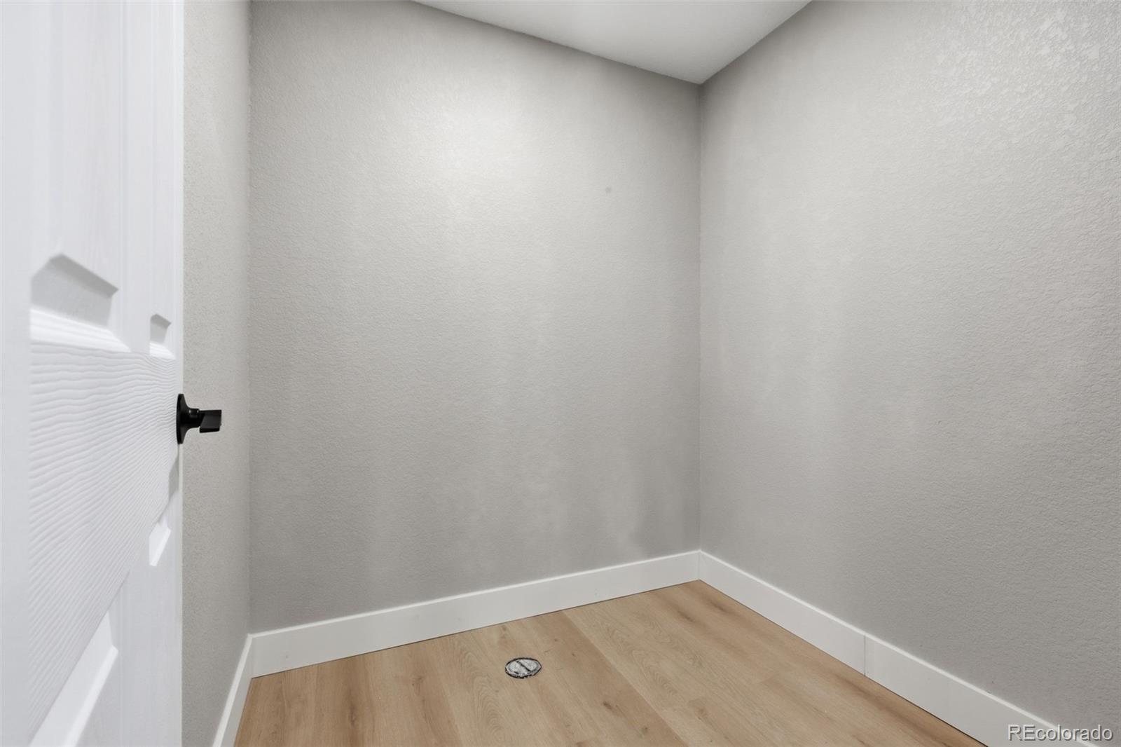 MLS Image #20 for 20375 e 49th avenue,denver, Colorado