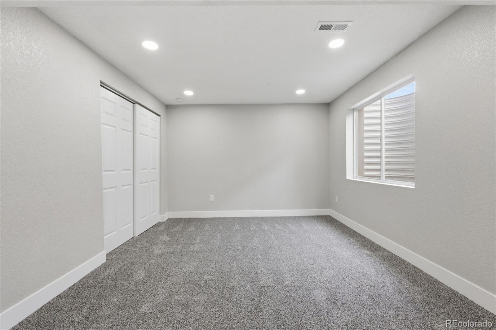MLS Image #27 for 20375 e 49th avenue,denver, Colorado