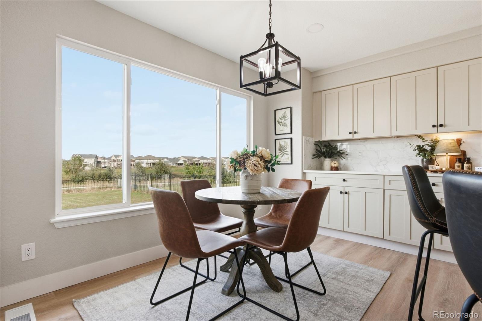 MLS Image #7 for 20375 e 49th avenue,denver, Colorado