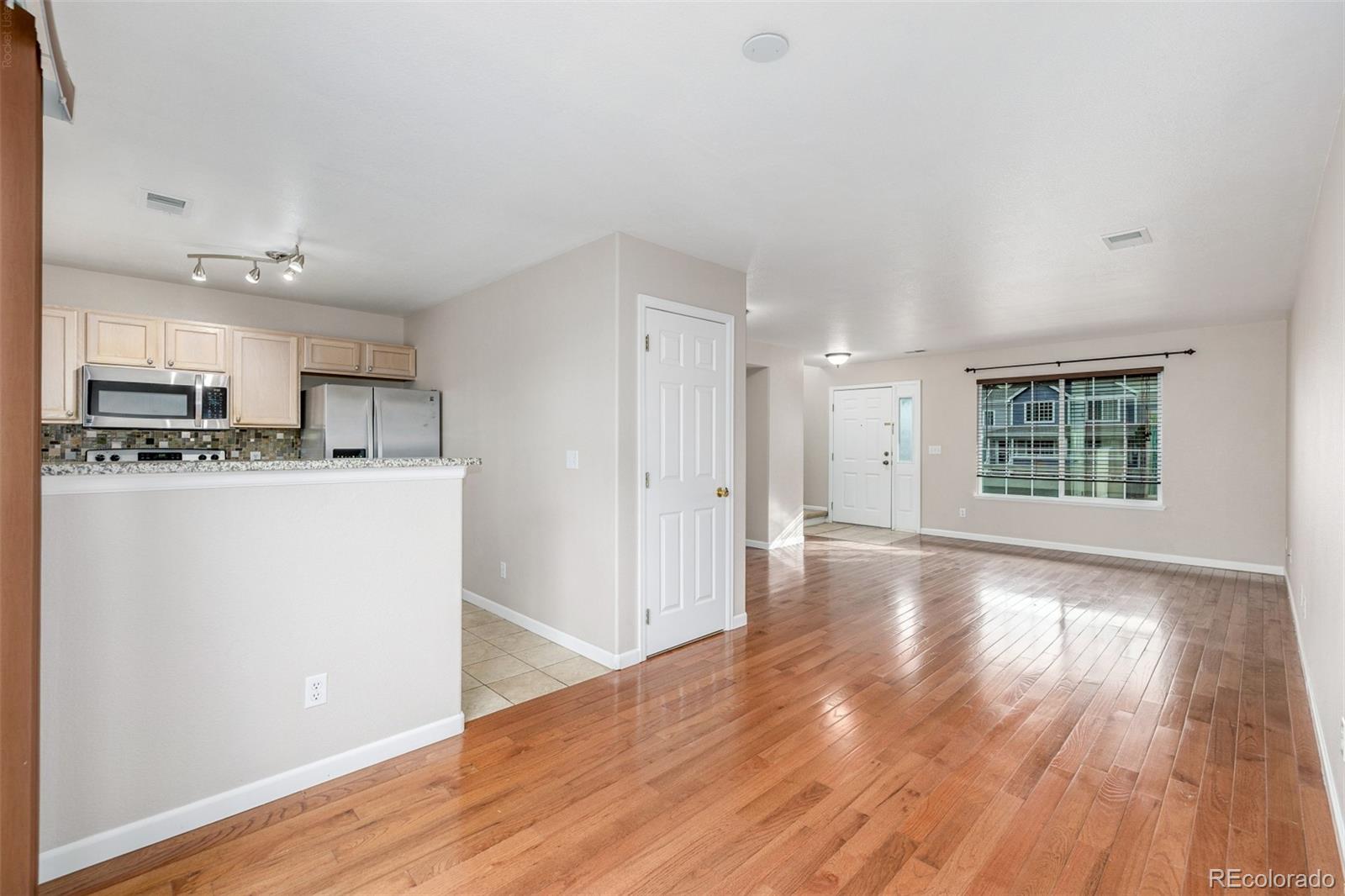 MLS Image #10 for 1326 s danube way 104,aurora, Colorado