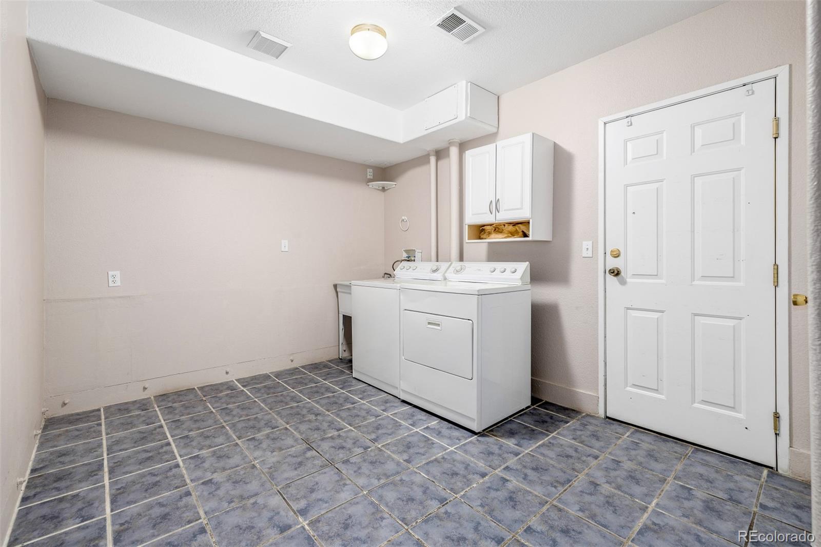 MLS Image #26 for 1326 s danube way 104,aurora, Colorado