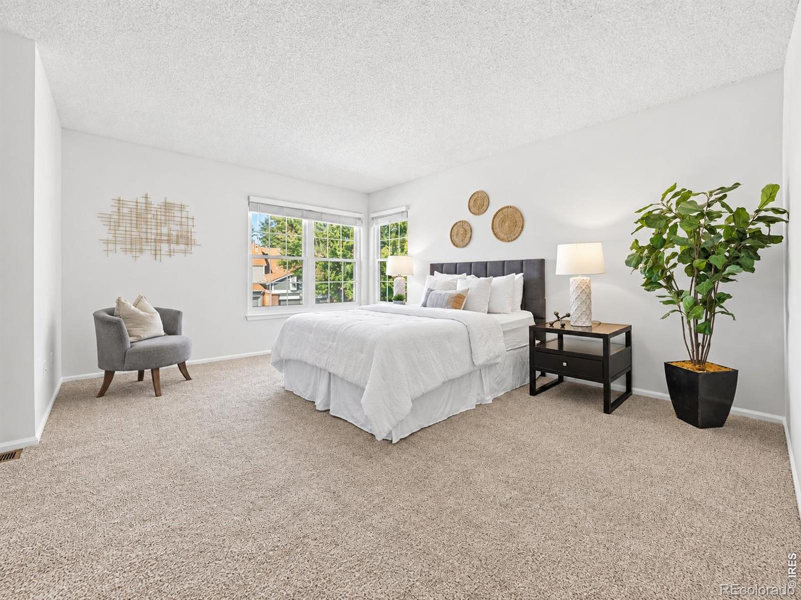 MLS Image #21 for 1562 s spruce street,denver, Colorado