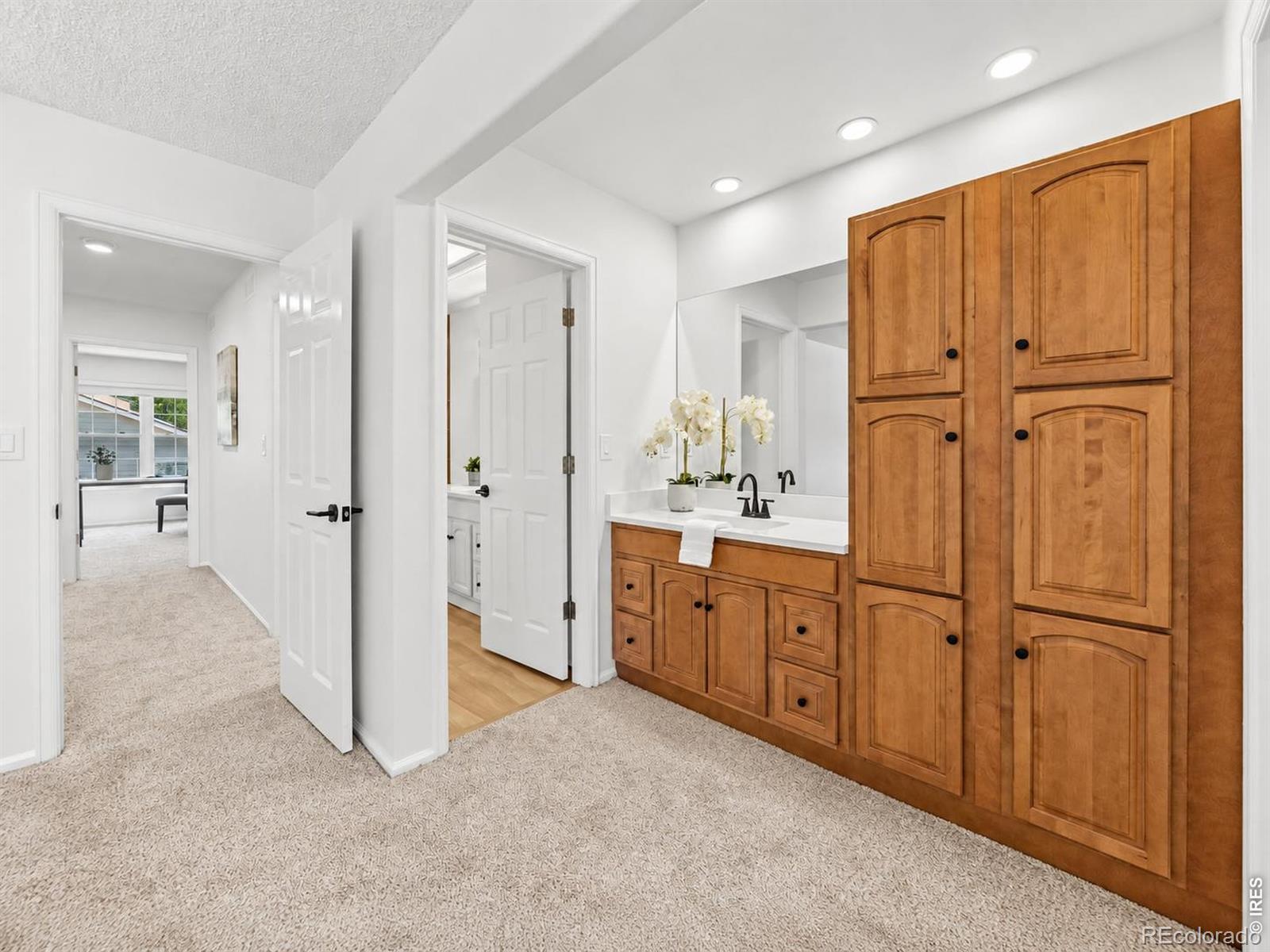 MLS Image #23 for 1562 s spruce street,denver, Colorado