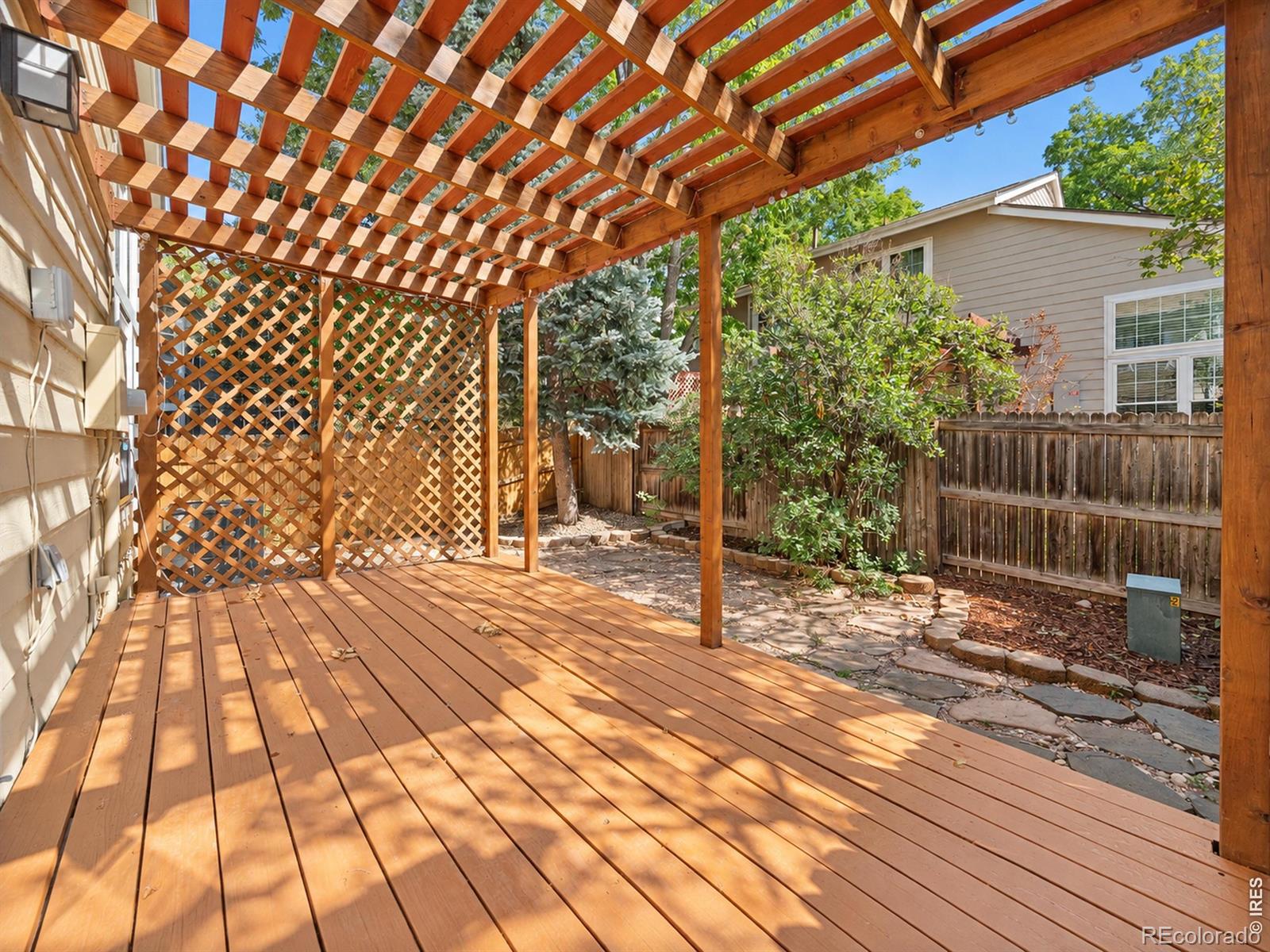 MLS Image #31 for 1562 s spruce street,denver, Colorado