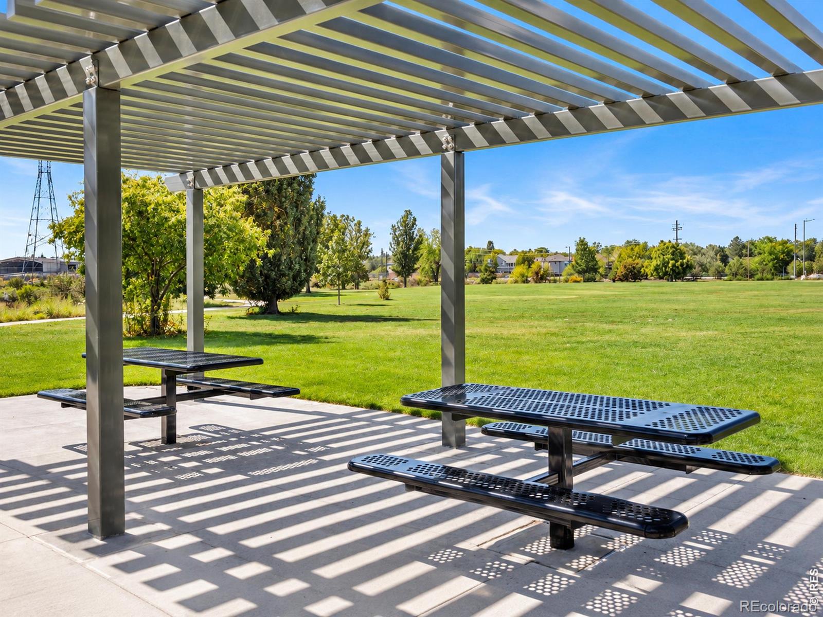 MLS Image #40 for 1562 s spruce street,denver, Colorado