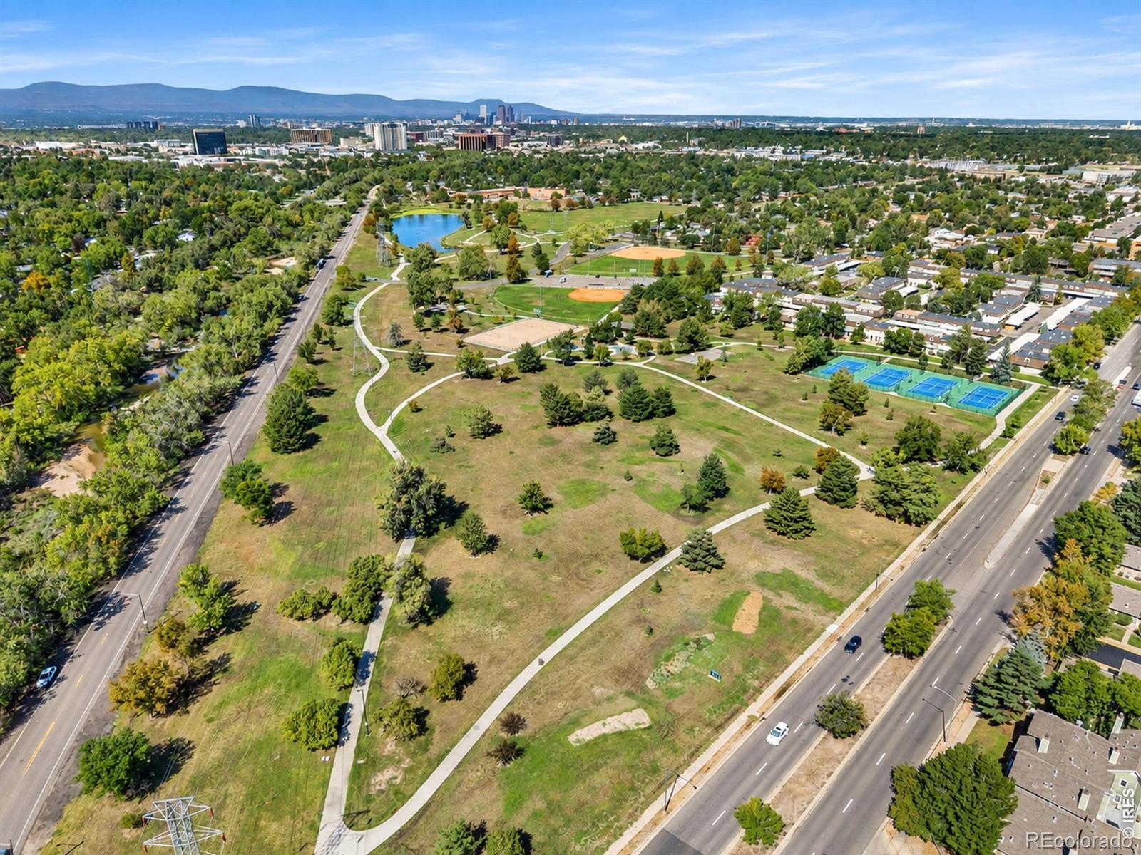 MLS Image #45 for 1562 s spruce street,denver, Colorado