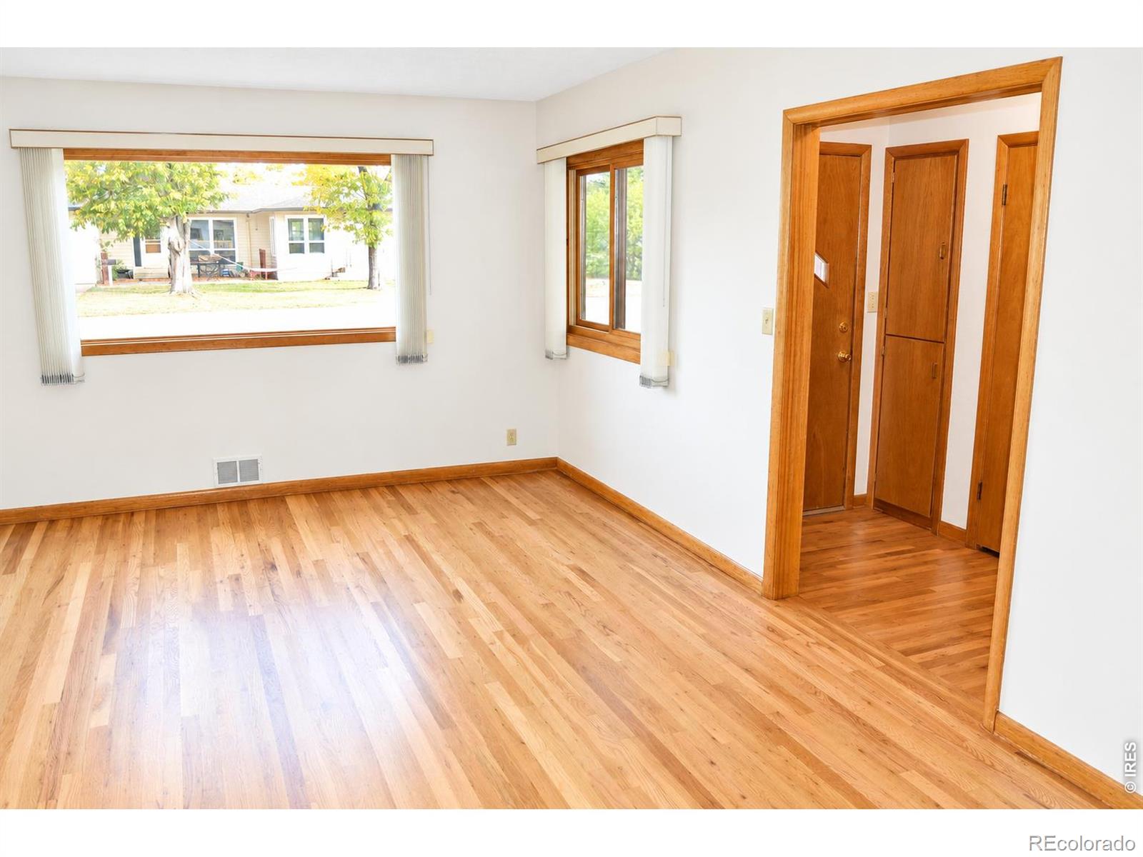 MLS Image #4 for 1542 w 16th street,loveland, Colorado