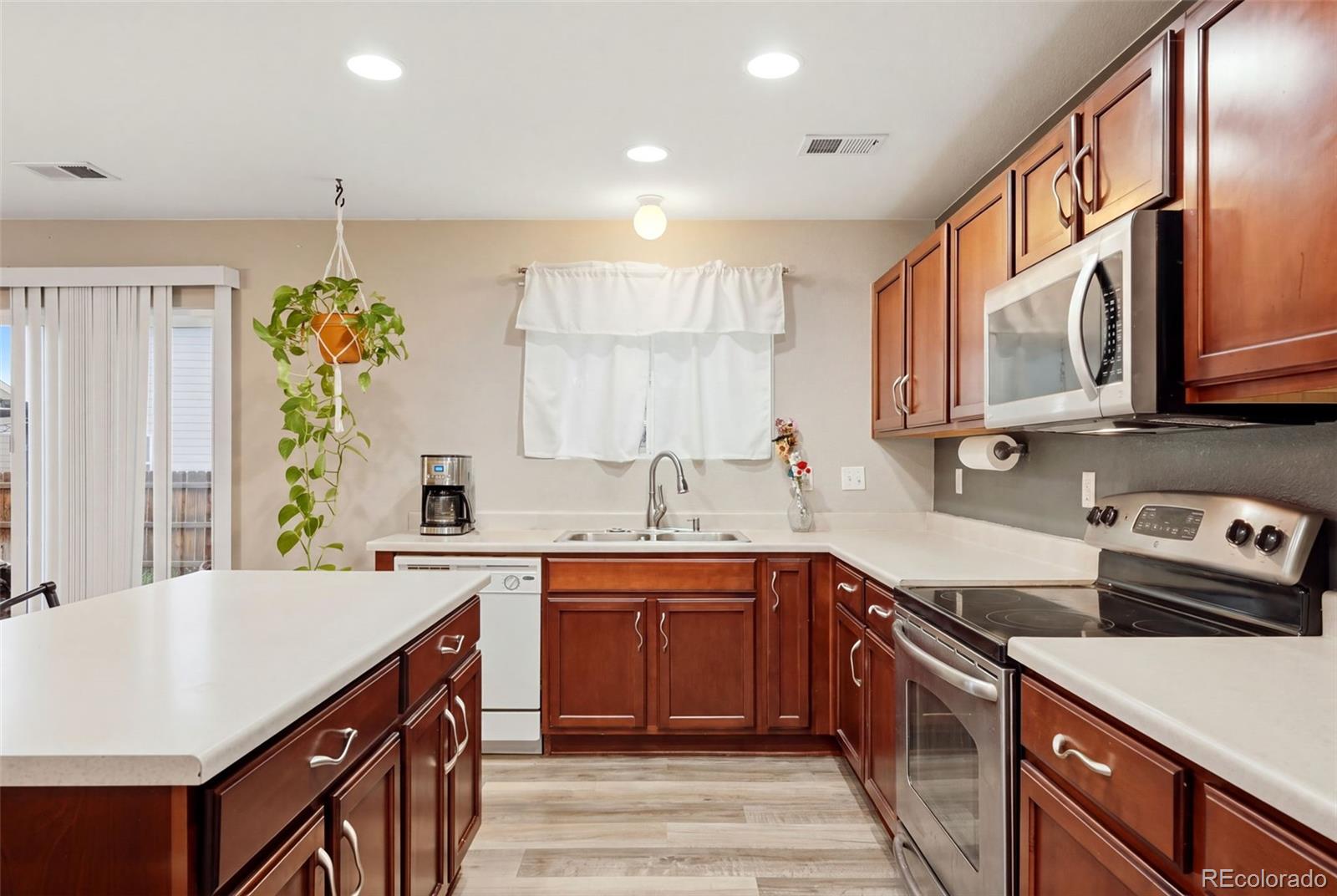 MLS Image #7 for 5378  laredo court,denver, Colorado