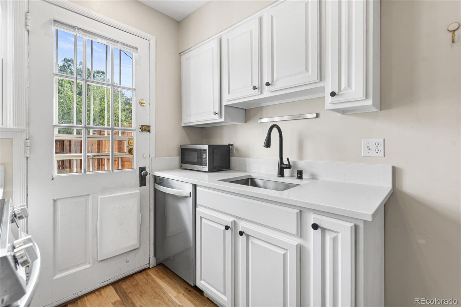 MLS Image #14 for 1254  krameria street,denver, Colorado