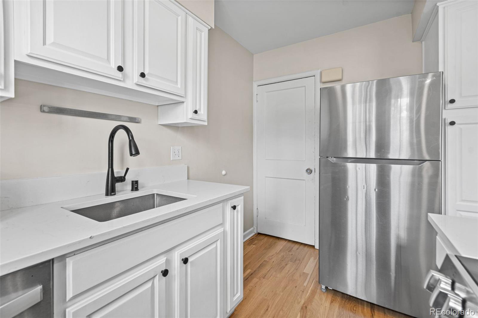 MLS Image #19 for 1254  krameria street,denver, Colorado