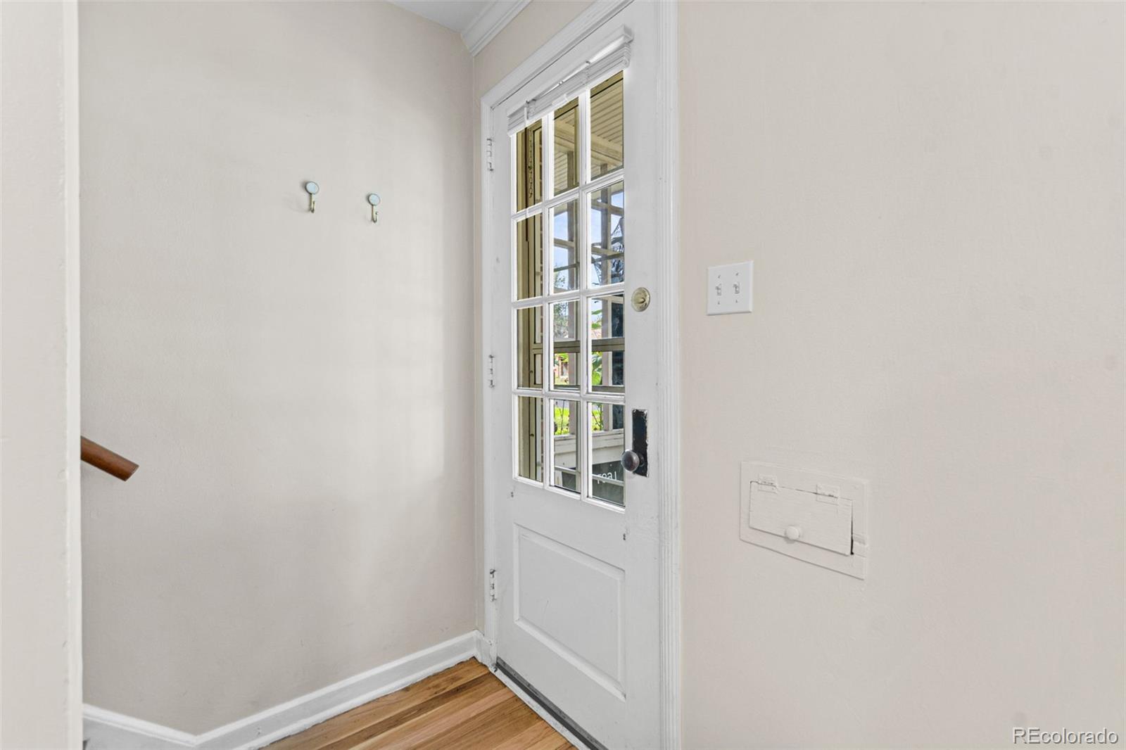 MLS Image #6 for 1254  krameria street,denver, Colorado