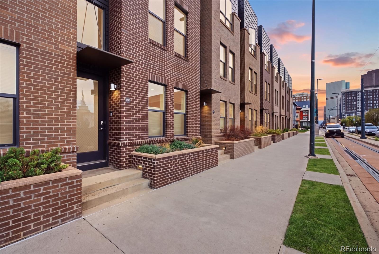 MLS Image #2 for 2446  welton street,denver, Colorado