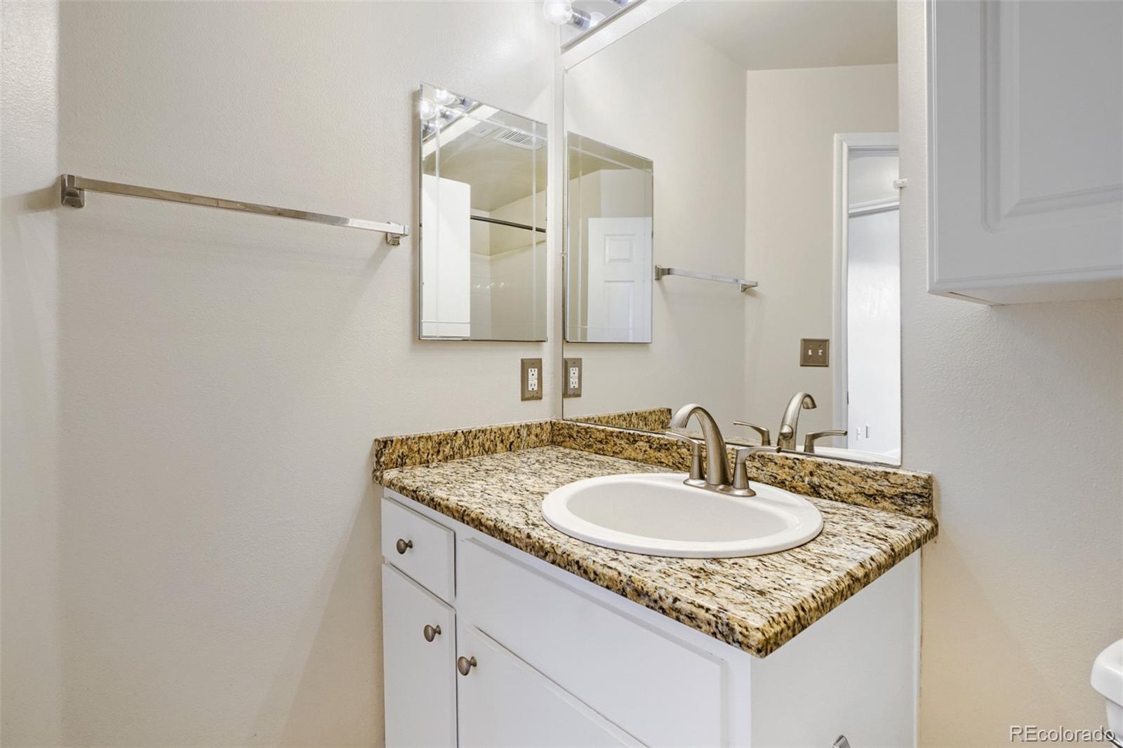 MLS Image #12 for 12914  ironstone way 204,parker, Colorado
