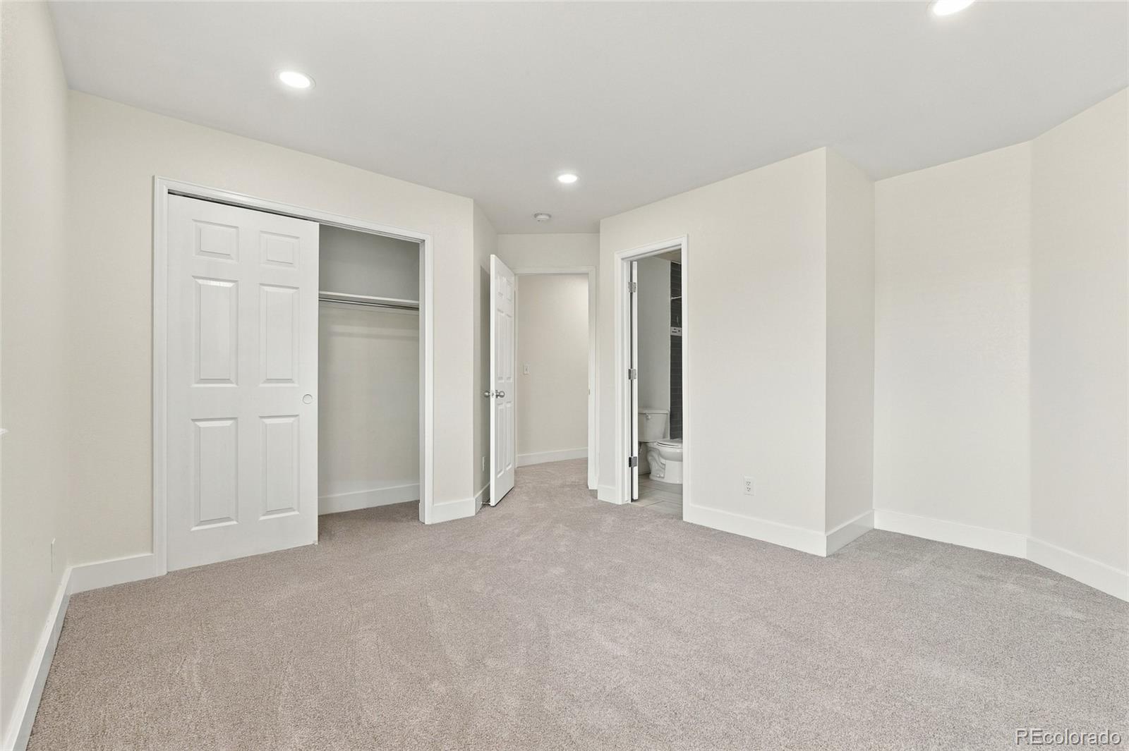 MLS Image #36 for 5070 s olathe ,centennial, Colorado