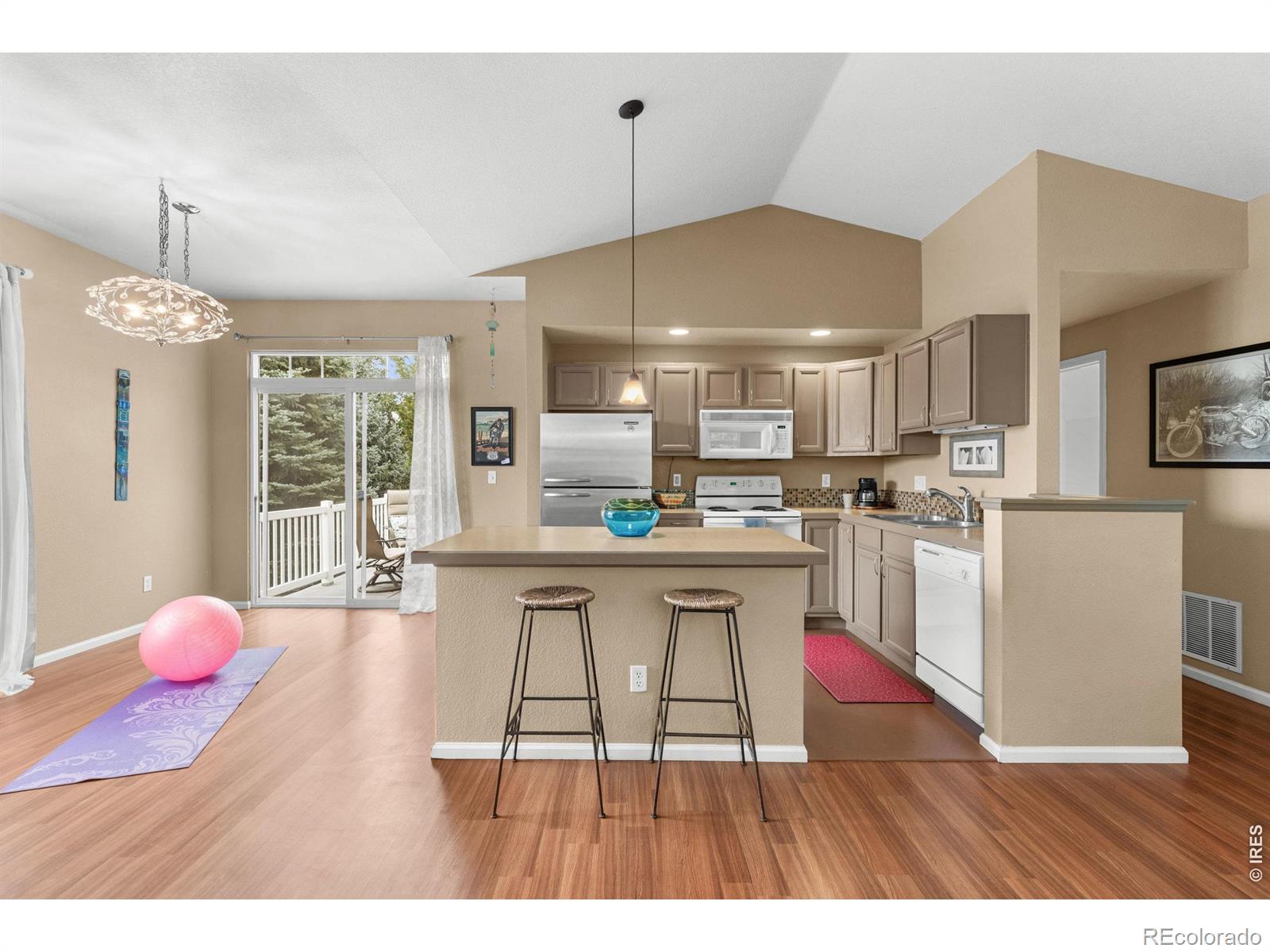 MLS Image #16 for 635  gooseberry drive,longmont, Colorado