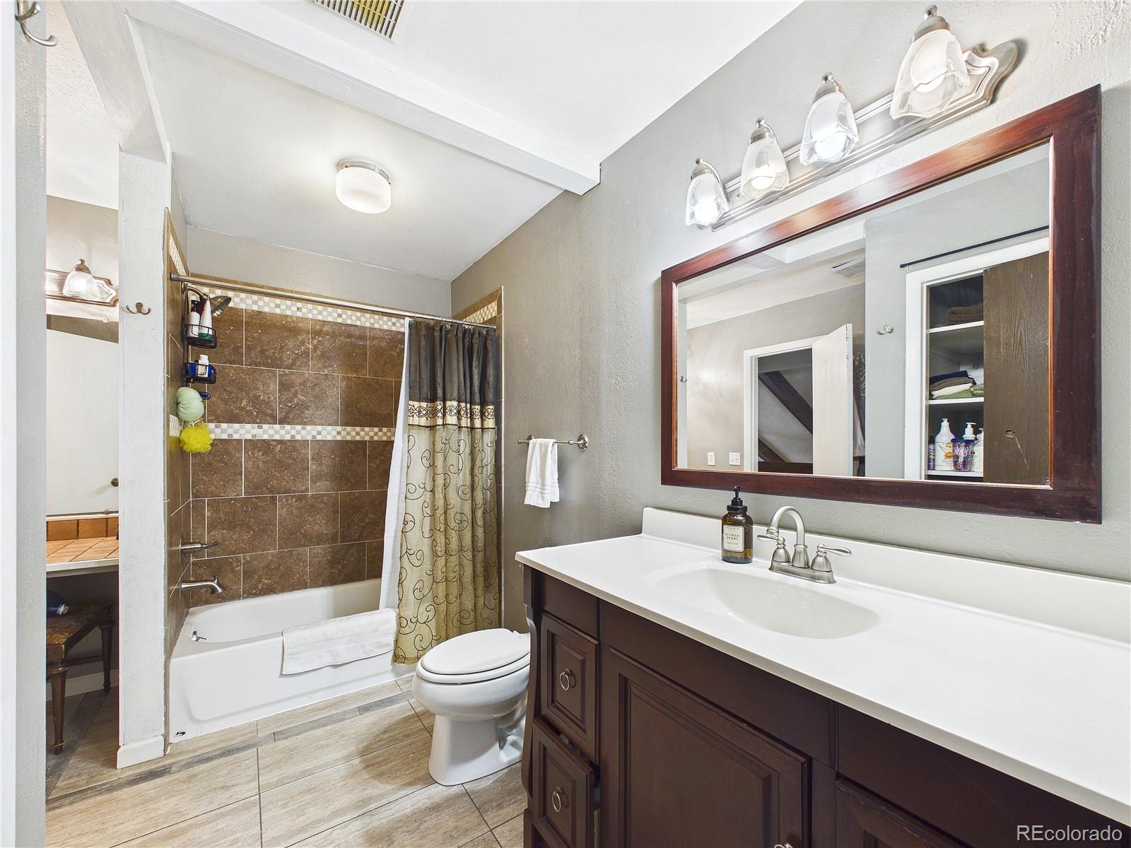 MLS Image #25 for 6414 s lee court,littleton, Colorado