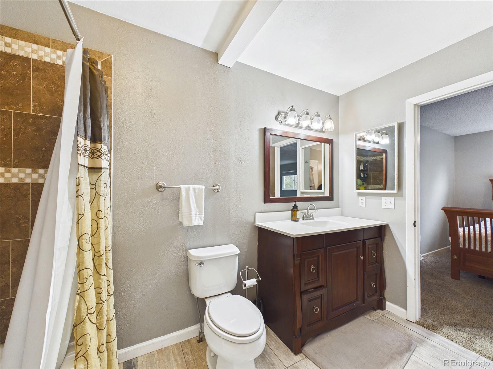 MLS Image #26 for 6414 s lee court,littleton, Colorado