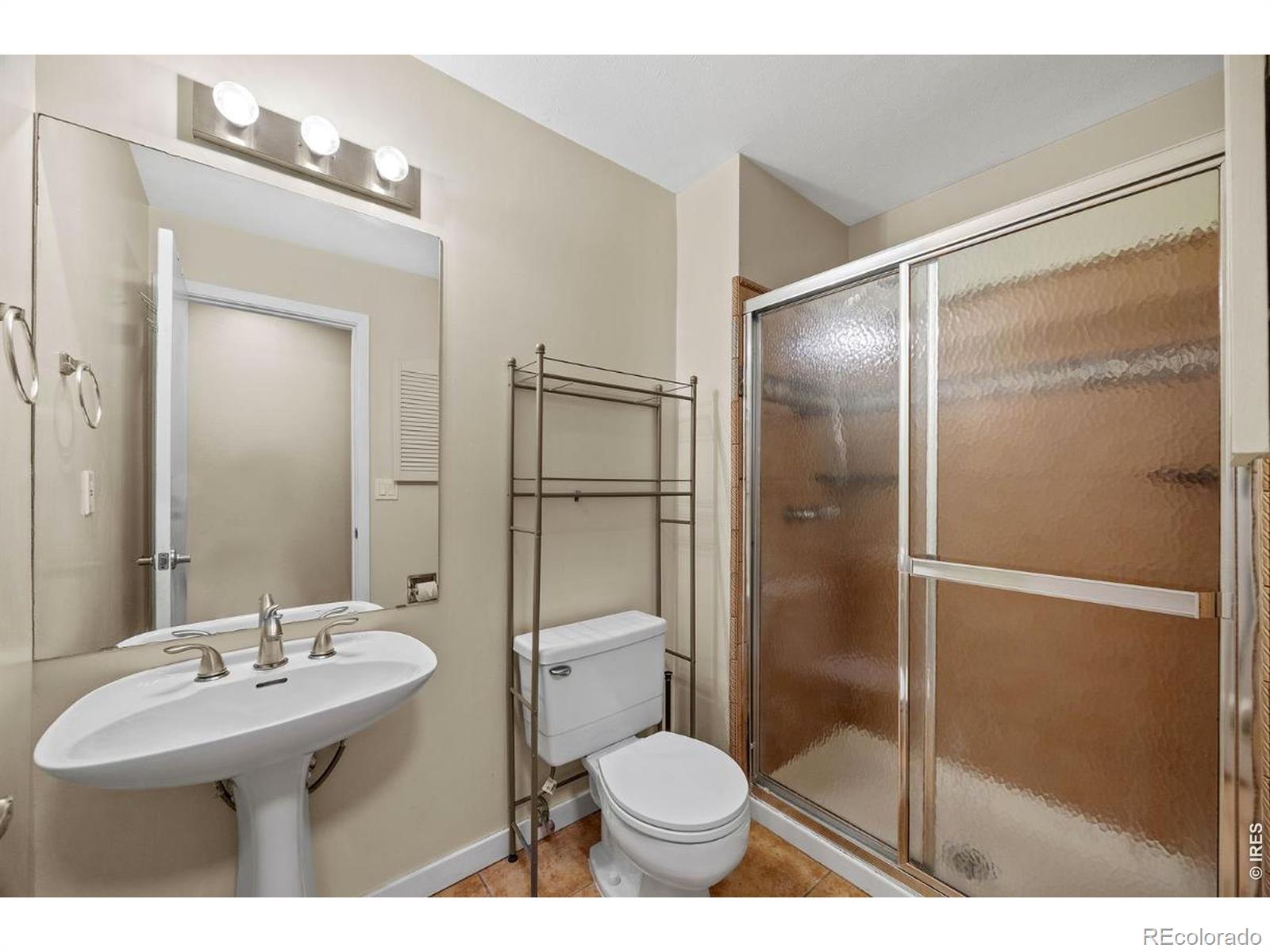 MLS Image #18 for 1445  adams street 3,denver, Colorado