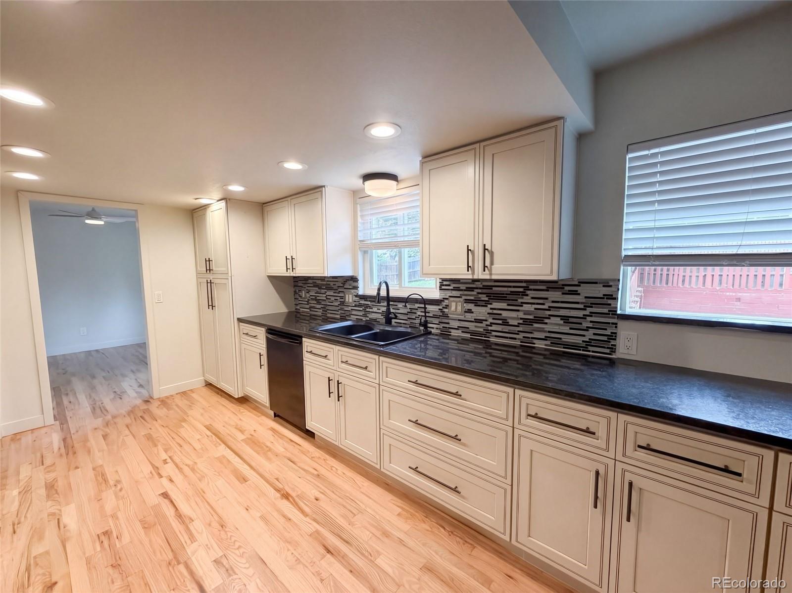 MLS Image #6 for 9301  raleigh court,westminster, Colorado