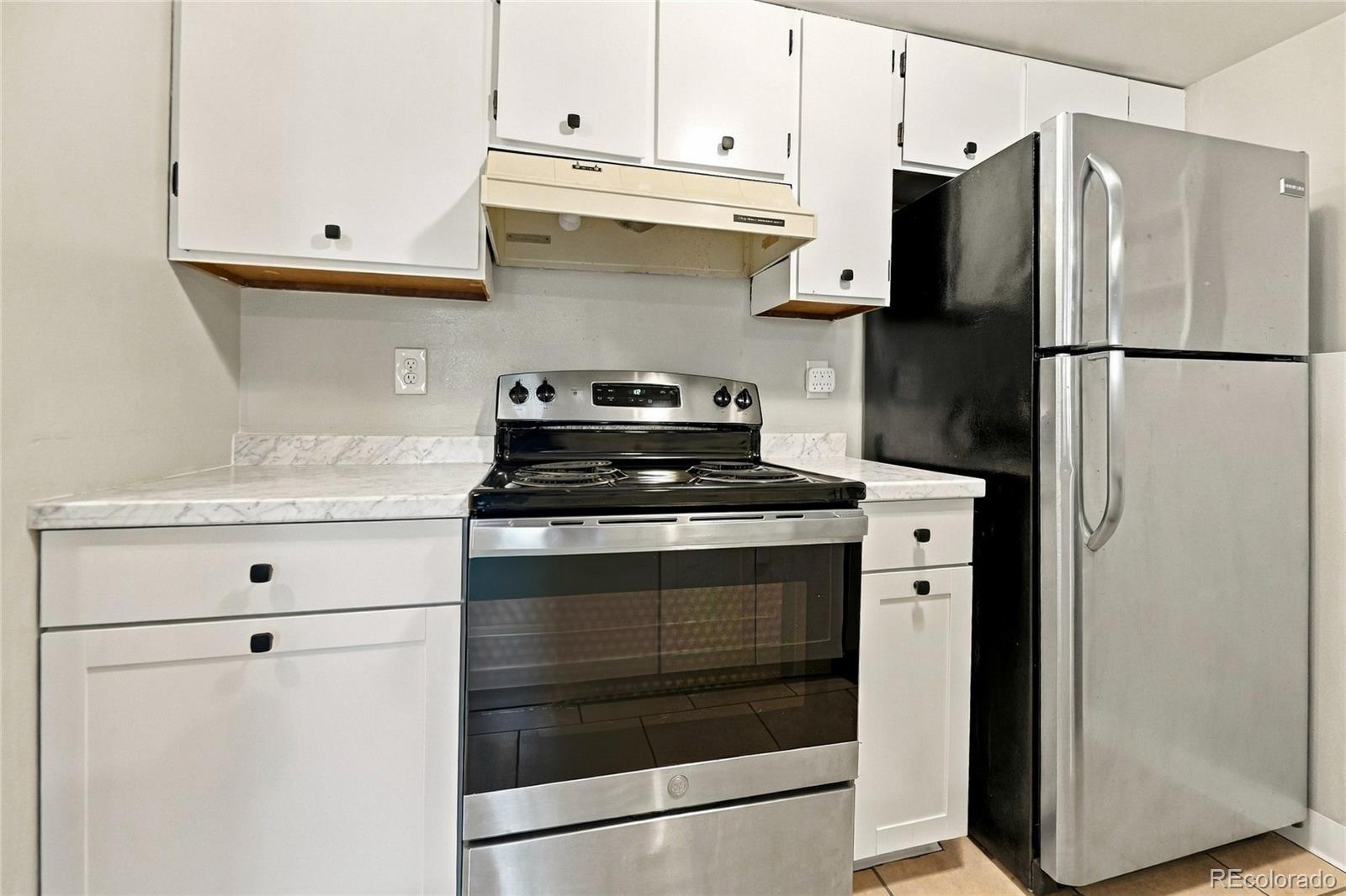 MLS Image #9 for 3100 s federal boulevard 116,denver, Colorado