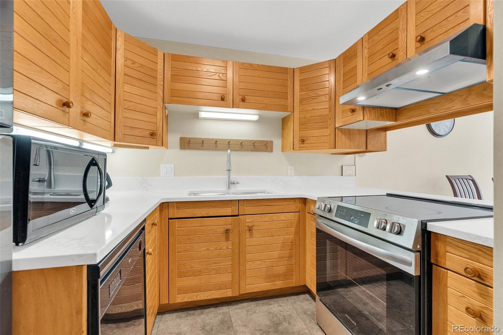 MLS Image #11 for 105  beeler place,frisco, Colorado