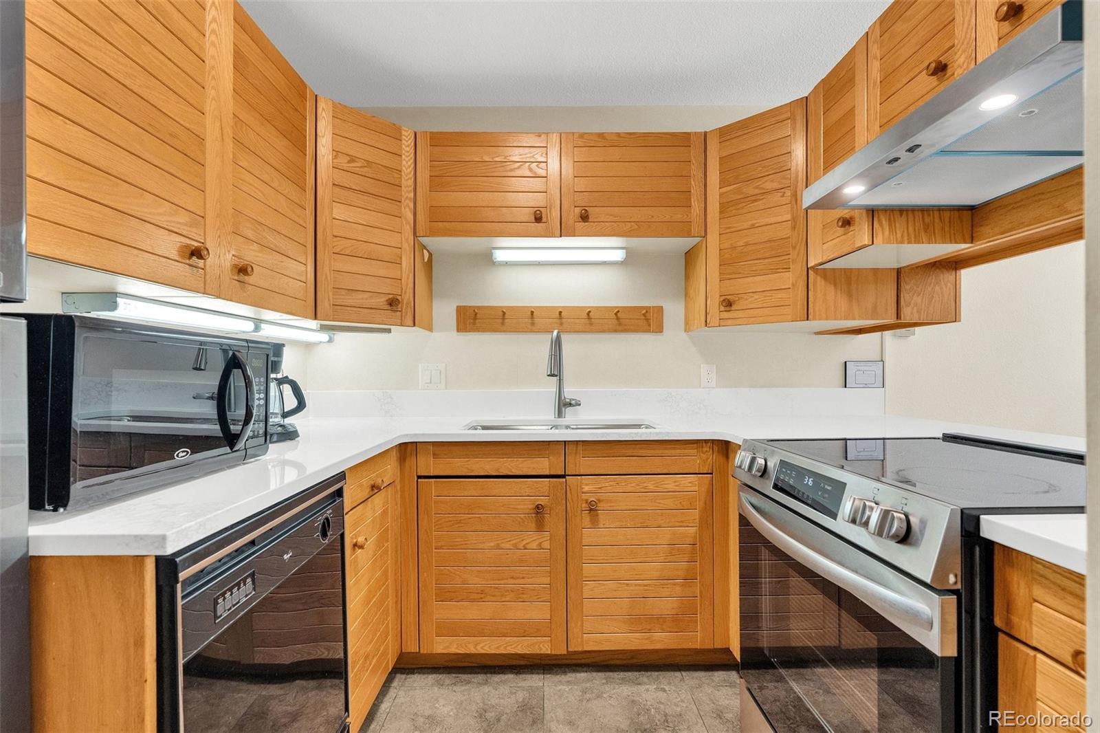 MLS Image #12 for 105  beeler place,frisco, Colorado