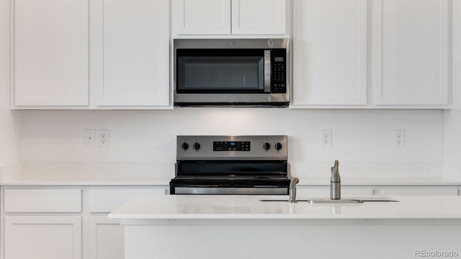 MLS Image #17 for 9938  danube court,commerce city, Colorado