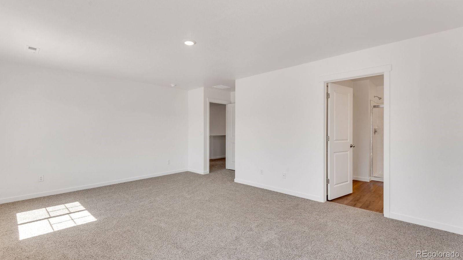 MLS Image #20 for 9938  danube court,commerce city, Colorado