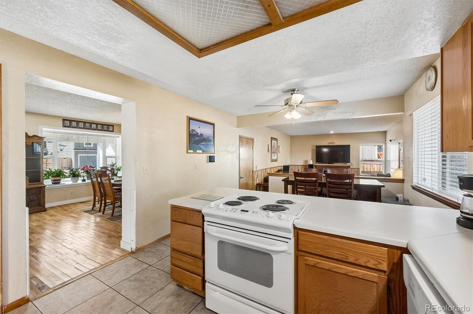 MLS Image #10 for 11997 w aqueduct drive,littleton, Colorado