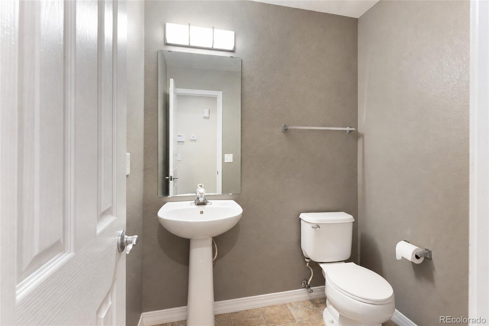 MLS Image #14 for 13203  holly street,thornton, Colorado