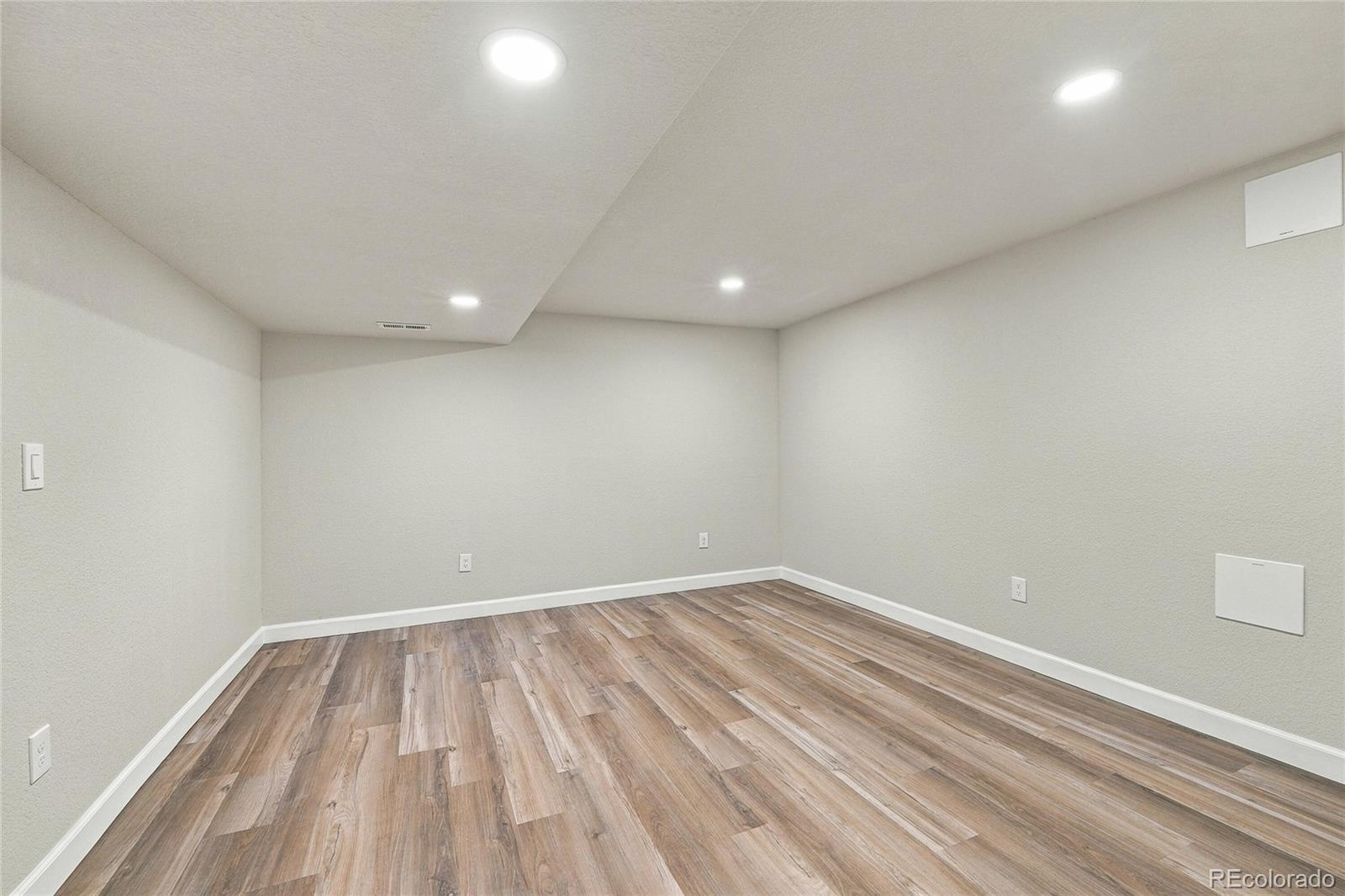 MLS Image #28 for 2012 s yank way,lakewood, Colorado