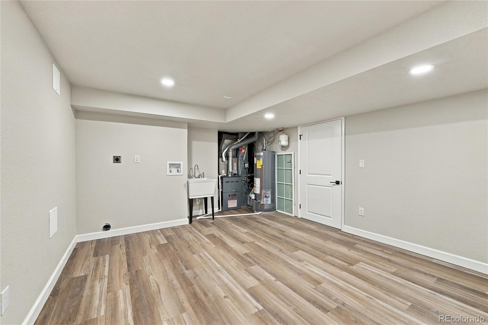 MLS Image #29 for 2012 s yank way,lakewood, Colorado