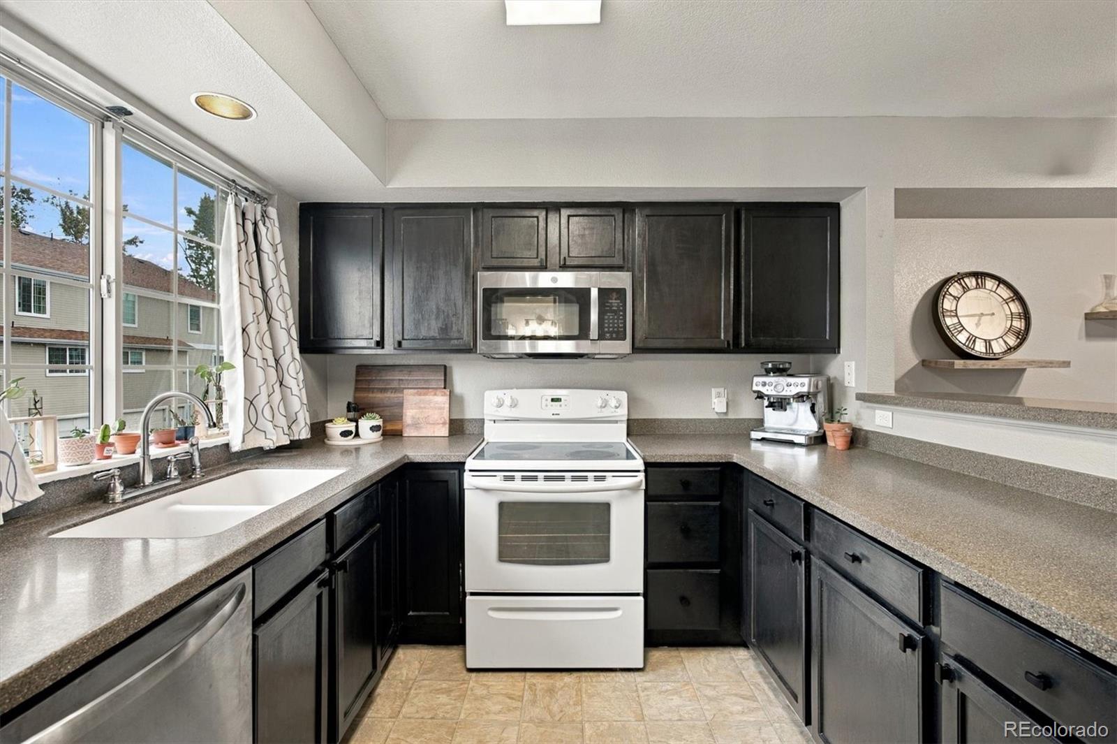 MLS Image #8 for 8199  welby road 1102,denver, Colorado