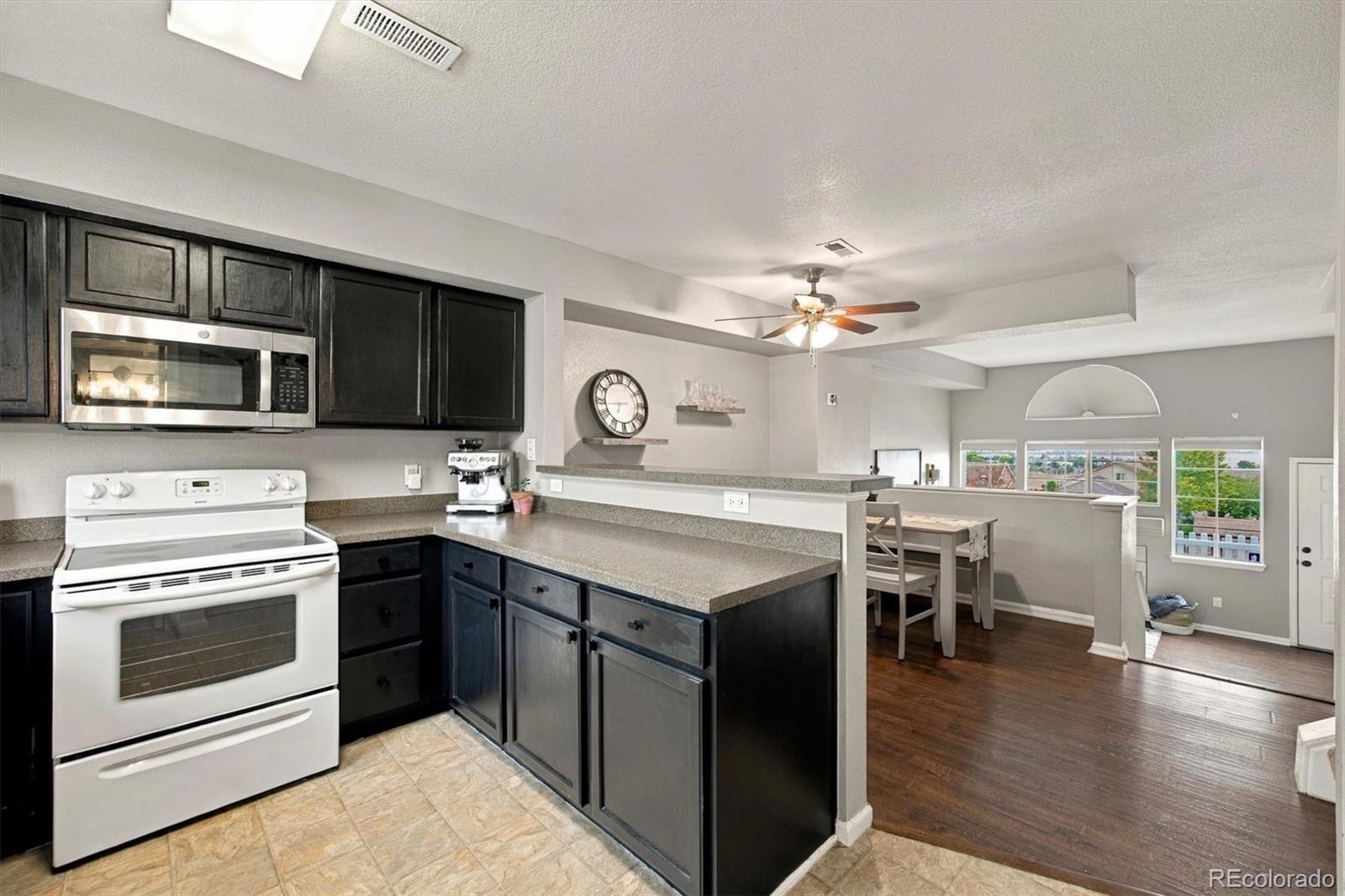 MLS Image #9 for 8199  welby road 1102,denver, Colorado
