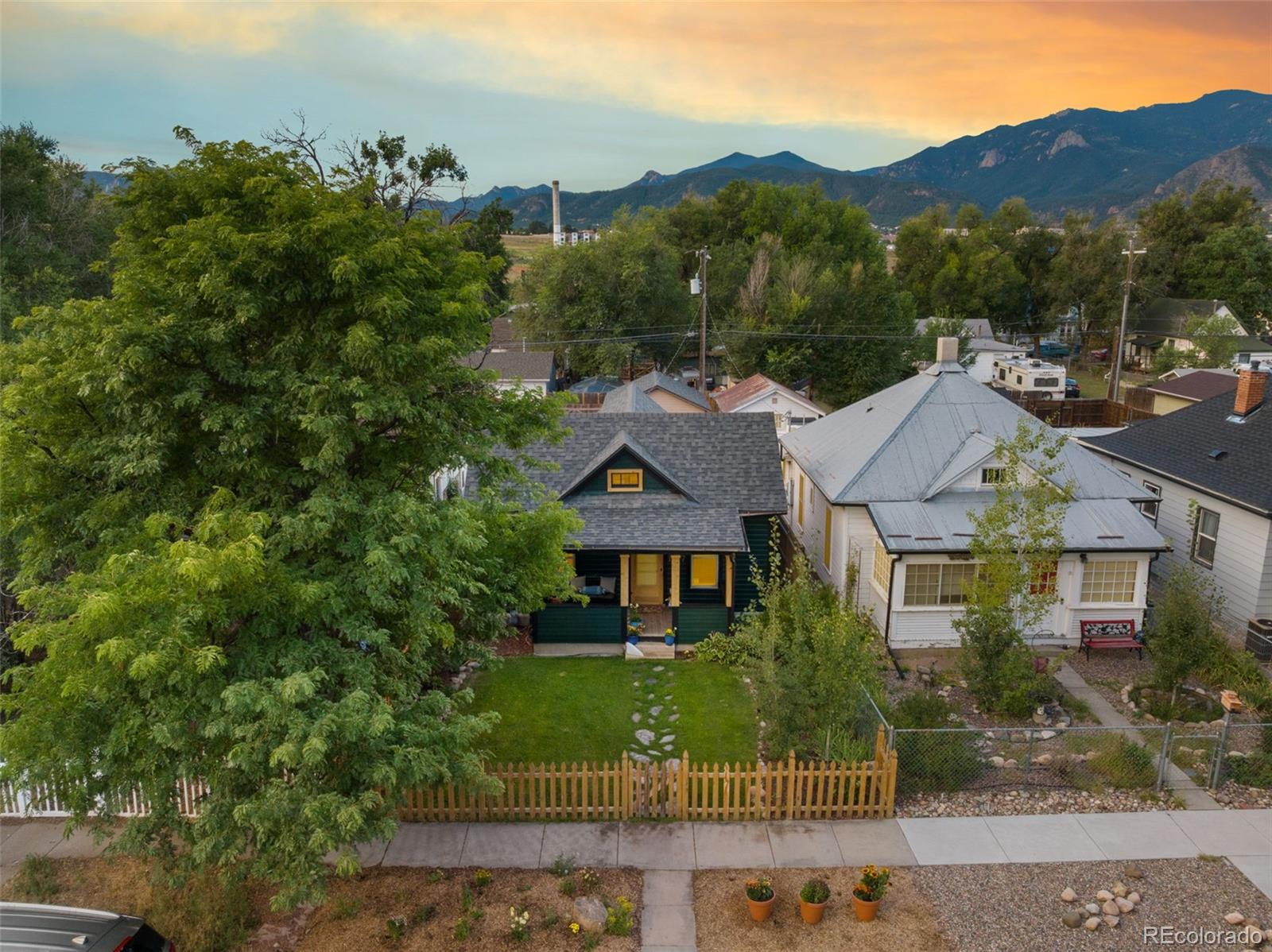 MLS Image #3 for 1617 w cucharras street,colorado springs, Colorado