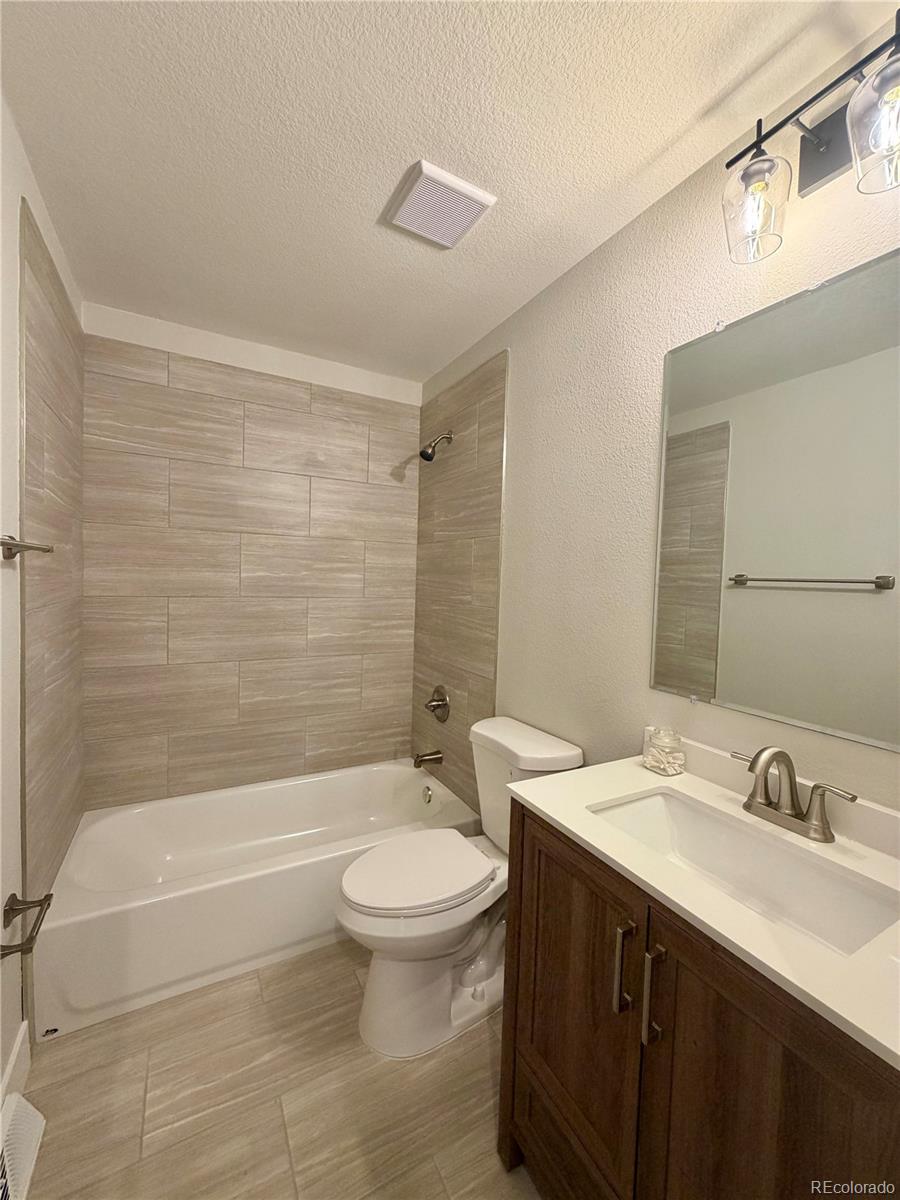 MLS Image #14 for 1977 s deframe street,lakewood, Colorado